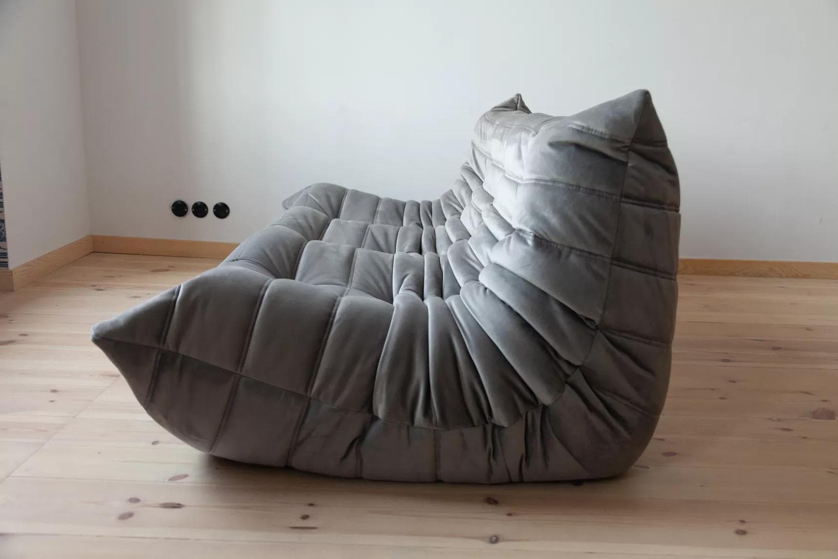 Sofa Togo trzyosobowa, velvet szary srebrny - 166376