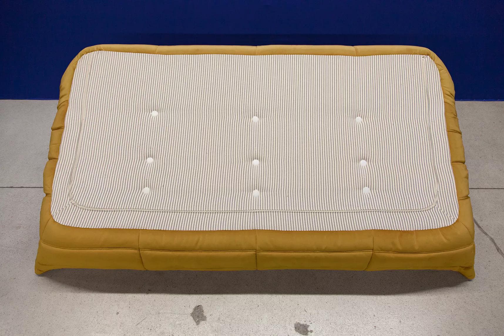 Sofa Togo dwuosobowa, velvet musztardowy żółty - 166034