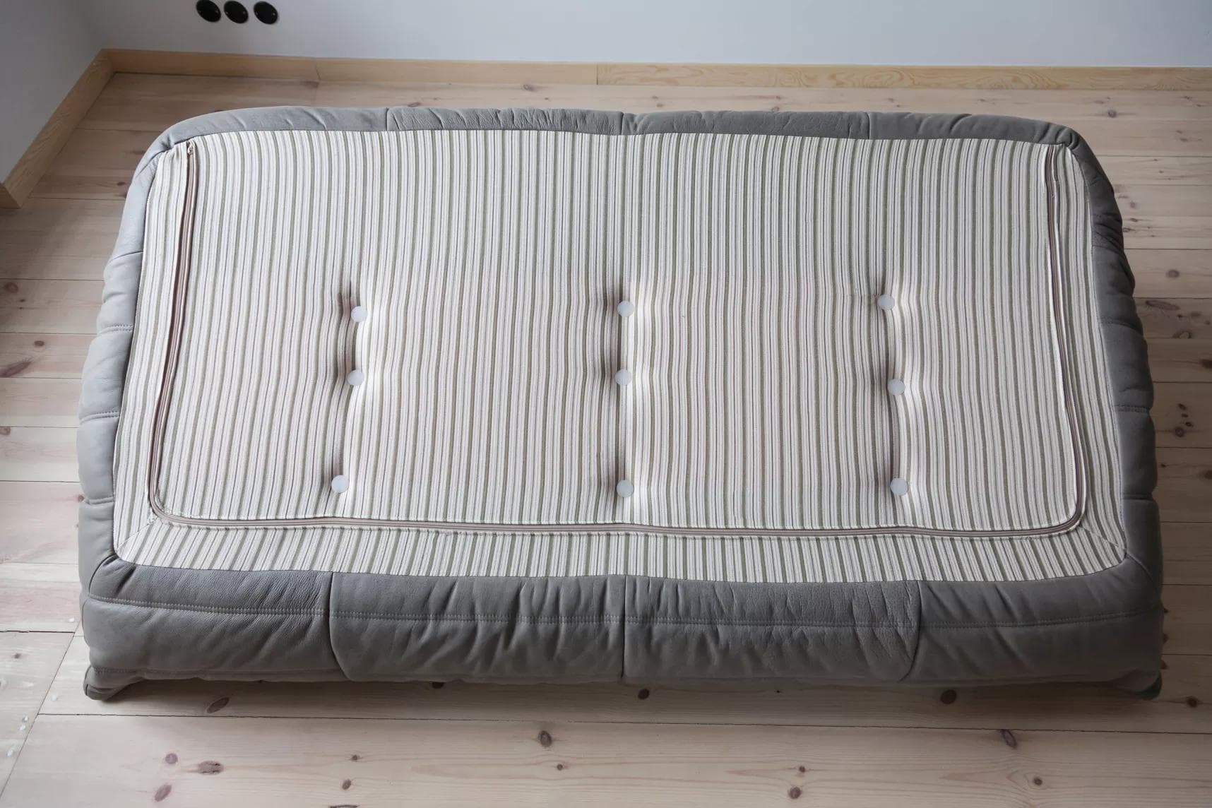 Sofa Togo trzyosobowa, skóra szara madras - 165958