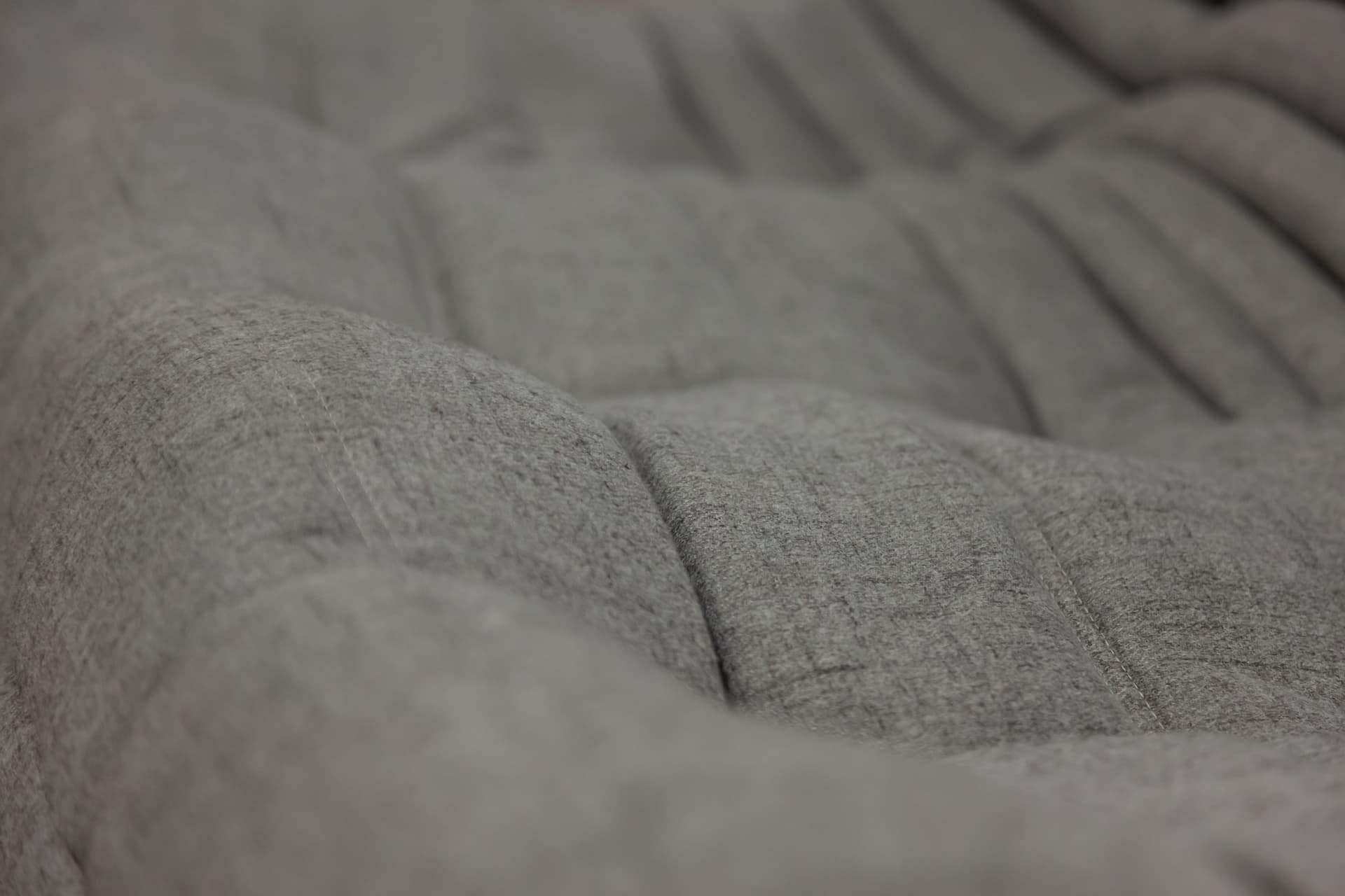 Sofa Togo trzyosobowa, tekstylia ciepły szary - 166679