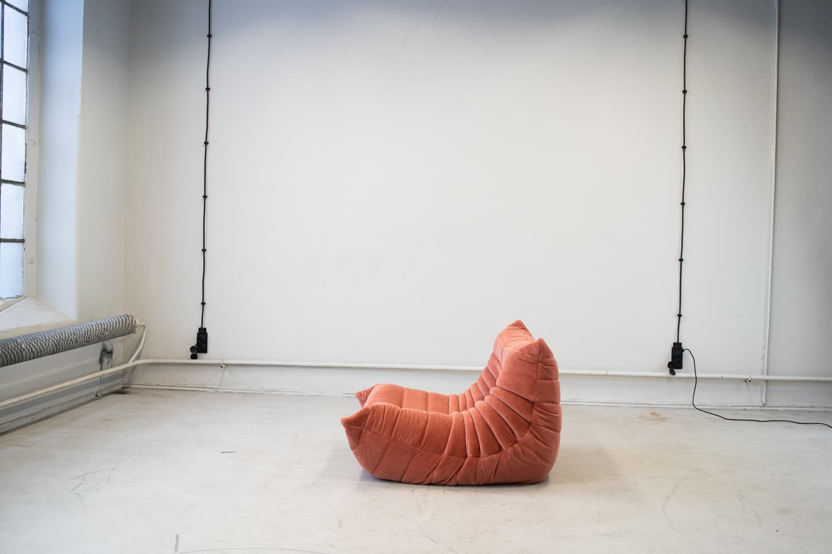 Fotel wypoczynkowy Togo, cord coral - 166824