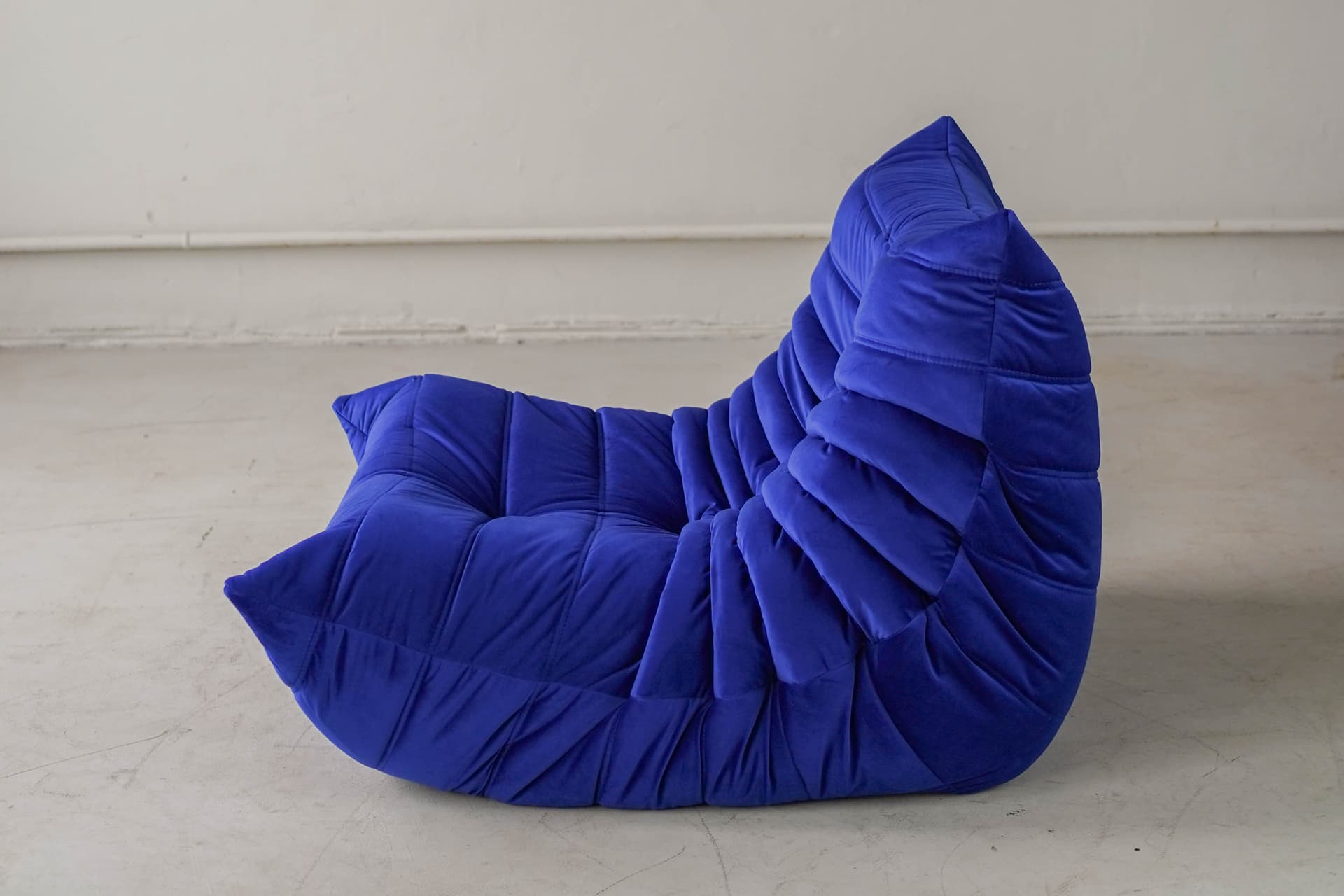 Fotel wypoczynkowy Togo, velvet kobalt - 166783