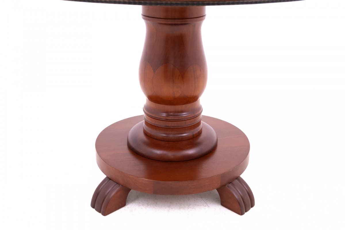 Mahoniowy okrągły stół, Europa Północna, przełom XIX i XX wieku - 49730