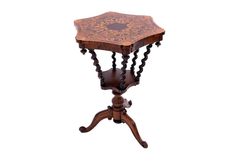 Ciemnobrązowy intarsjowany stolik, Francja, lata 80. XIX w.