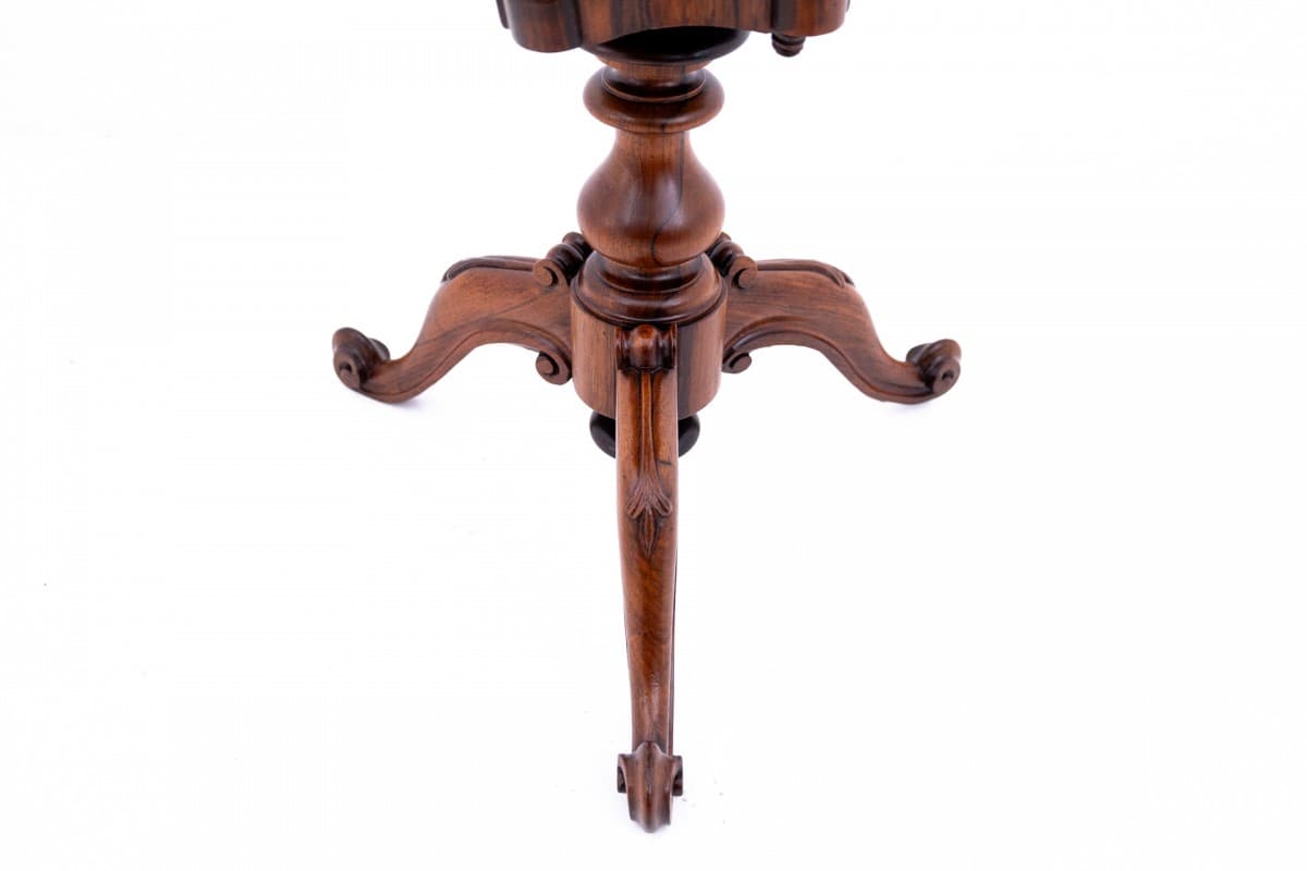 Ciemnobrązowy intarsjowany stolik, Francja, lata 80. XIX w. - 49920