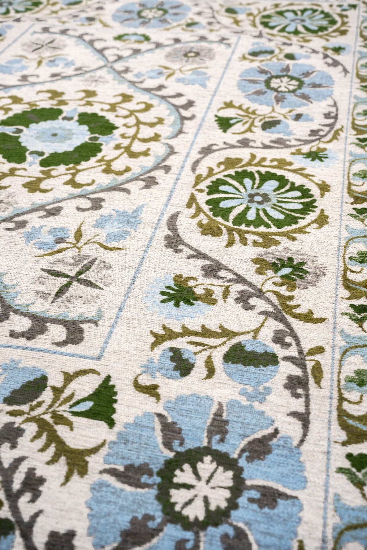 Rug SUZANI SLAVIA white, green, blue, 170x240 cm, Louis De Poortere - 56592