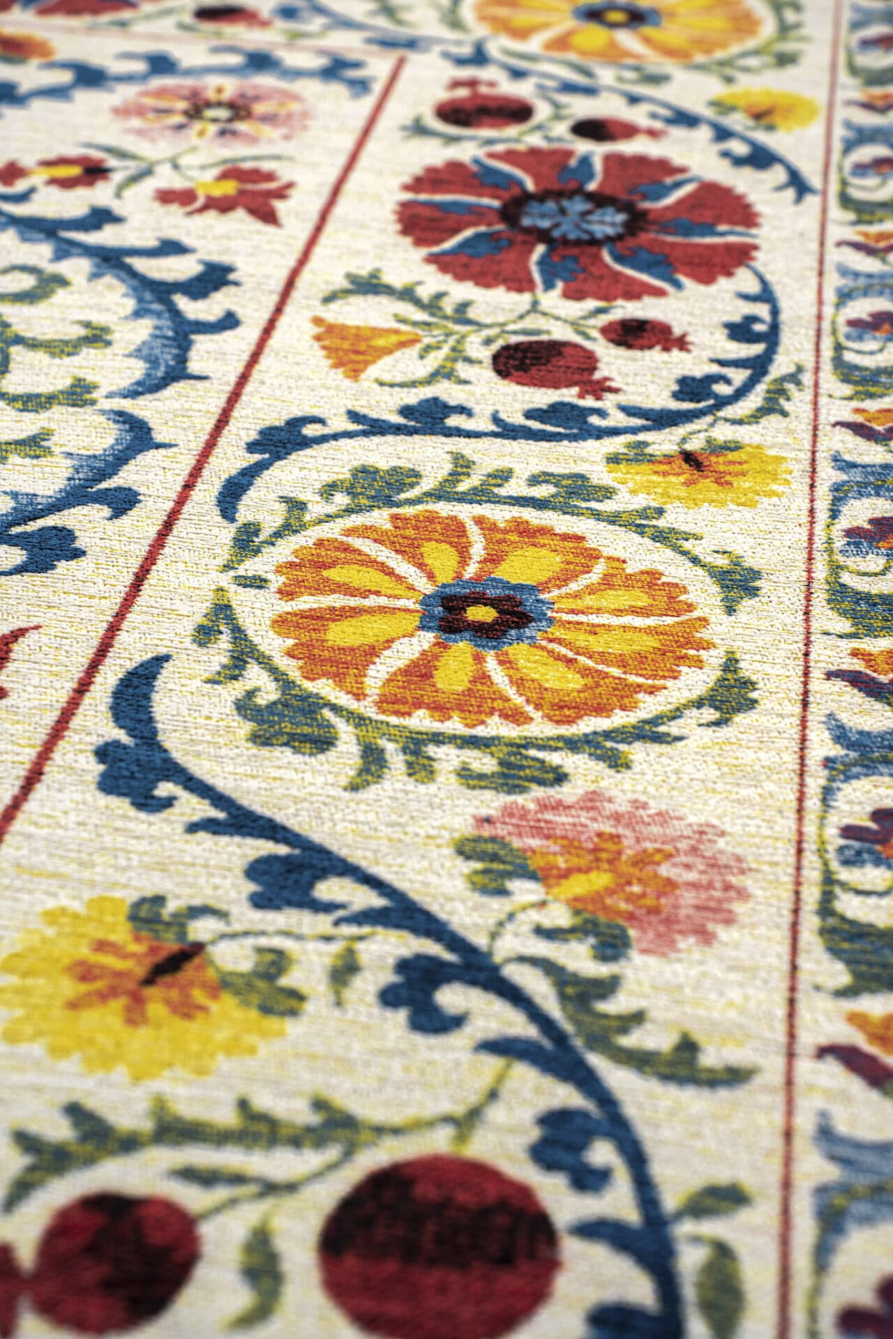 Dywan SUZANI ORIGINE wielokolorowy 280x390 cm, Louis De Poortere - 56477