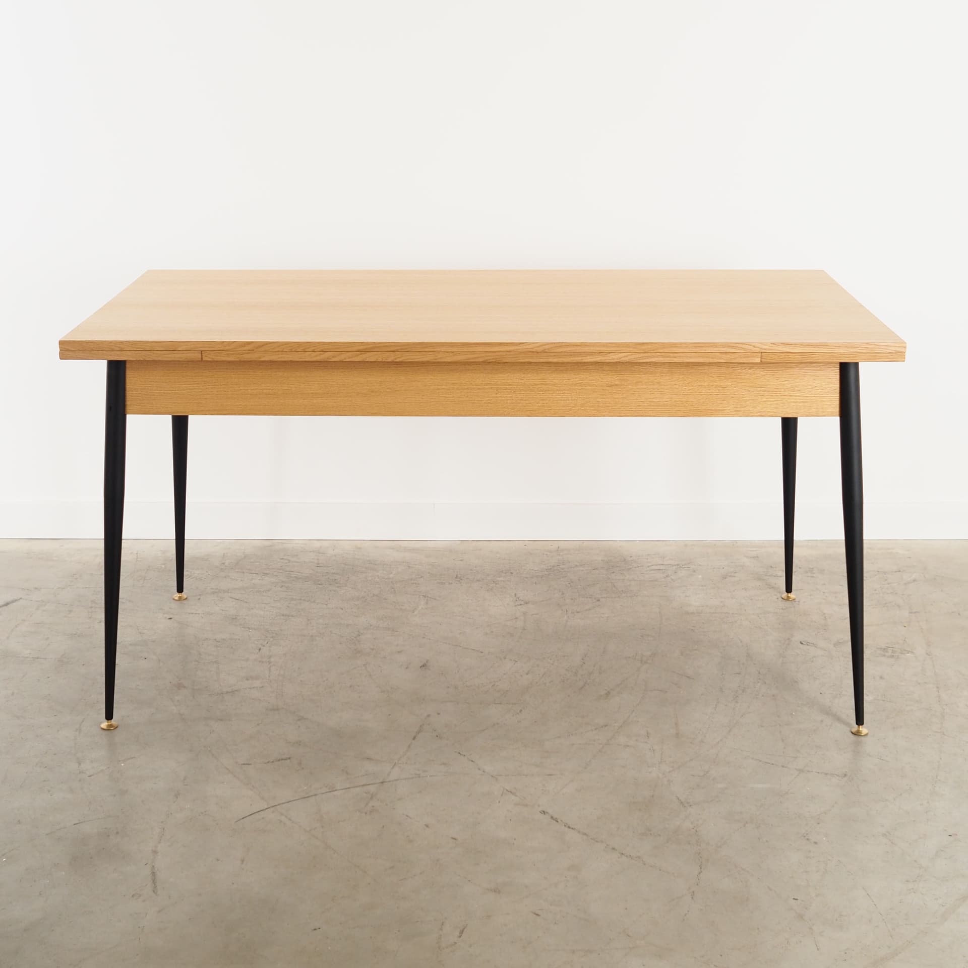 Extending dining table, light brown oak, black metal, brass, Italy, 1980s. - 58789