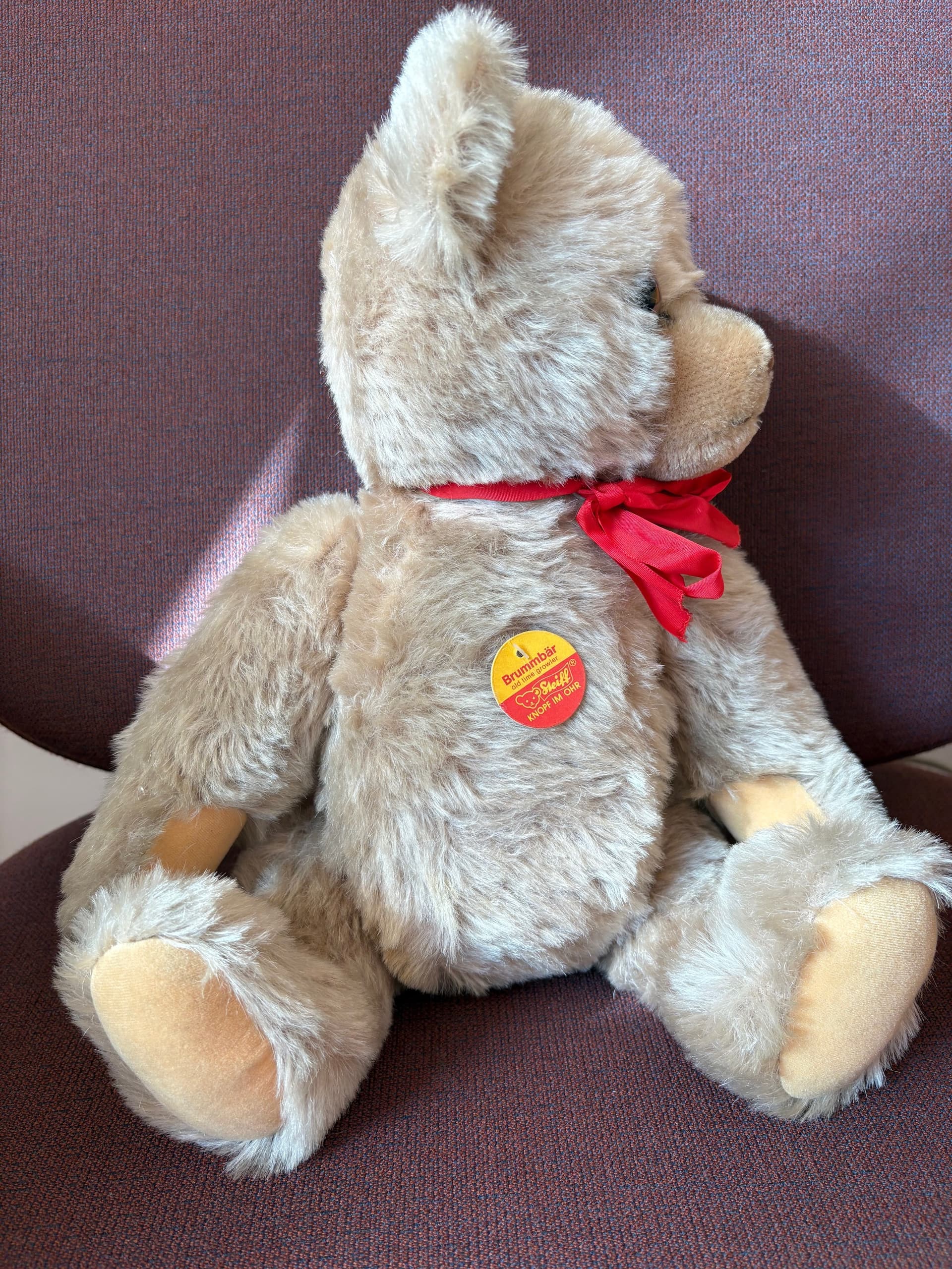 Teddy bear, beige mohair, Steiff, Germany, 1980s. - 58971