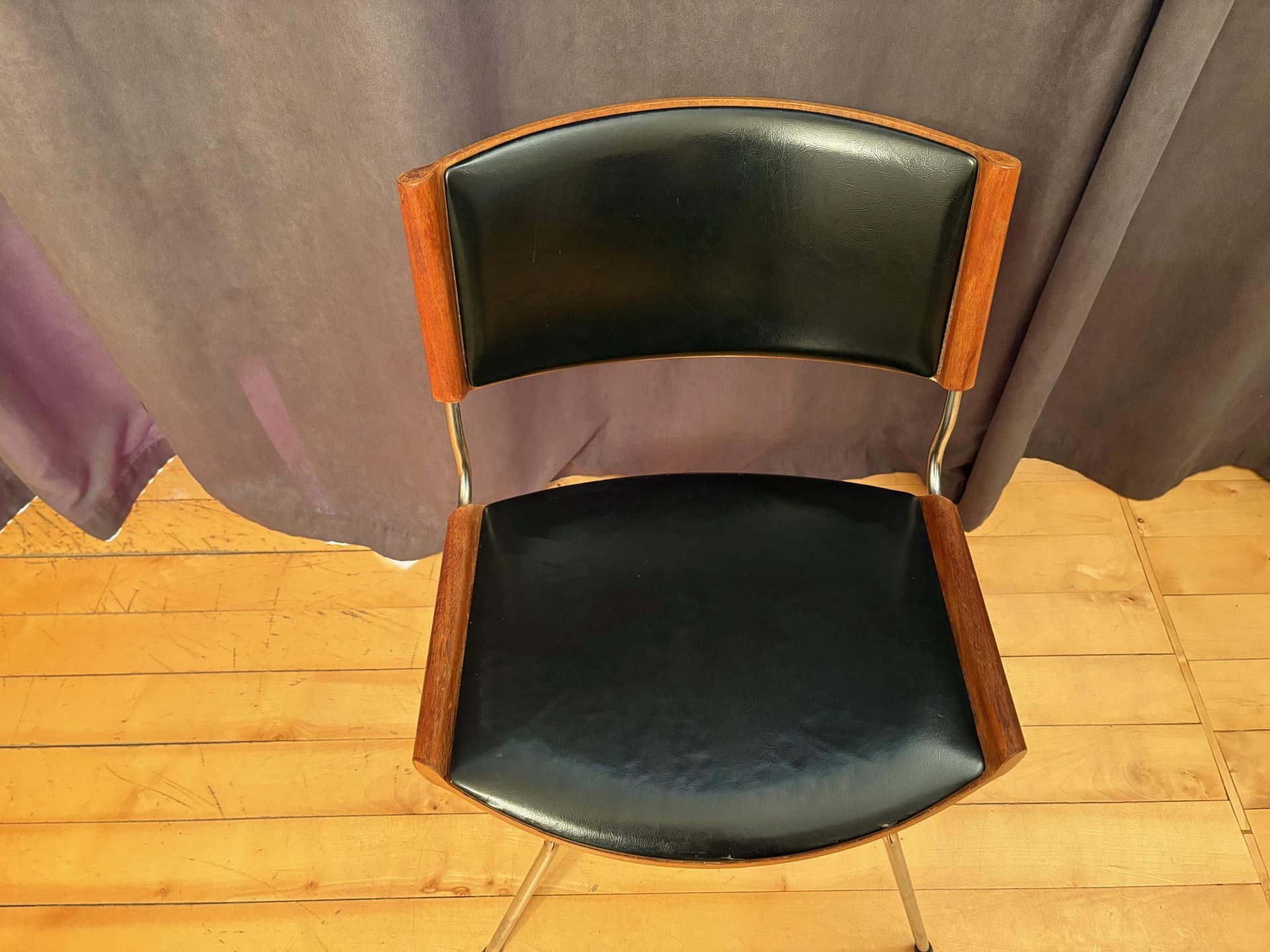 Krzesło Badminton ND 150, skaj czarny, orzech, proj. N. Ditzel, Kolds Savvaerk, Dania, lata 60. - 79697