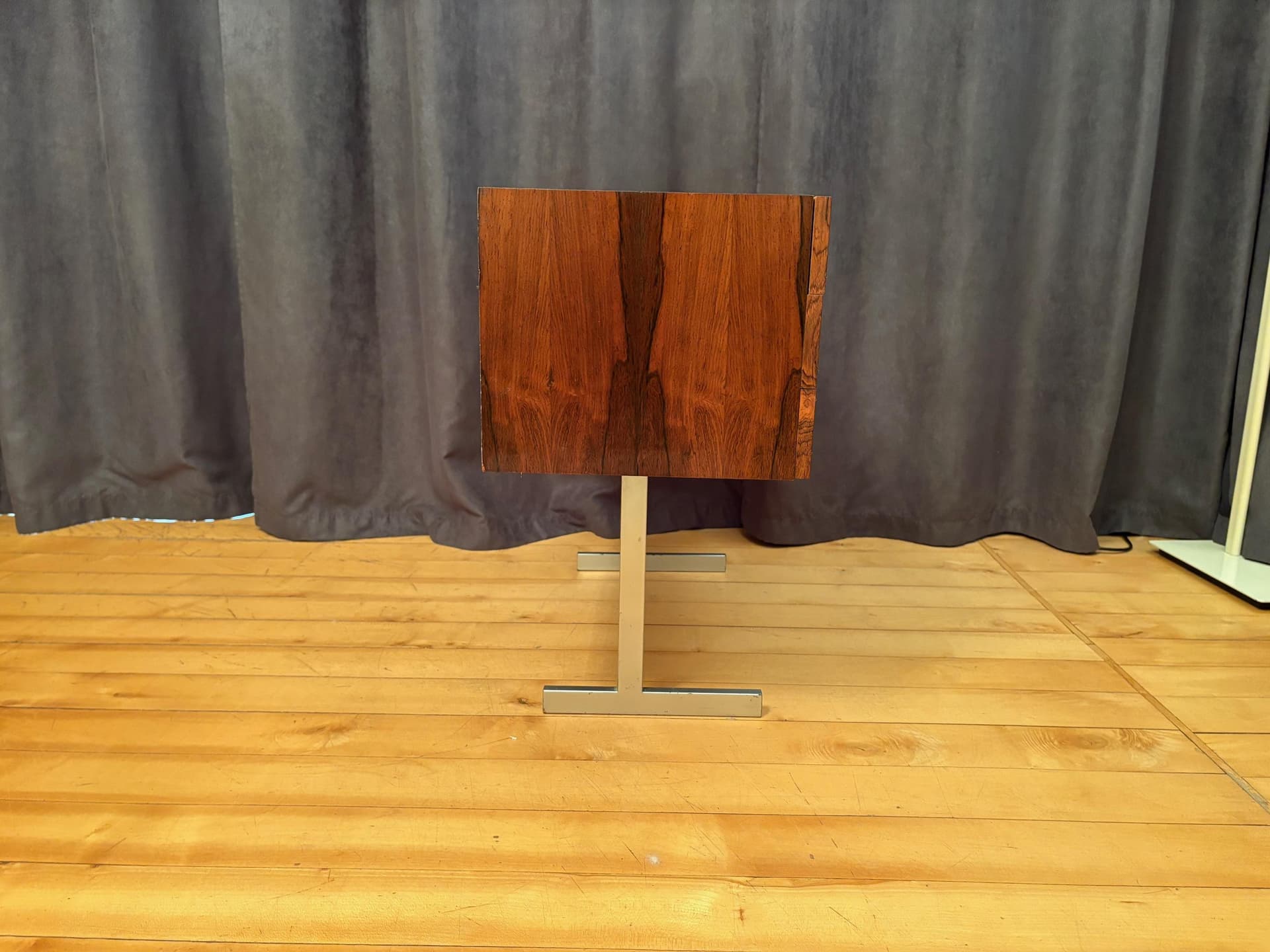 Szafka, palisander brązowy, metal, lata 60. - 79691