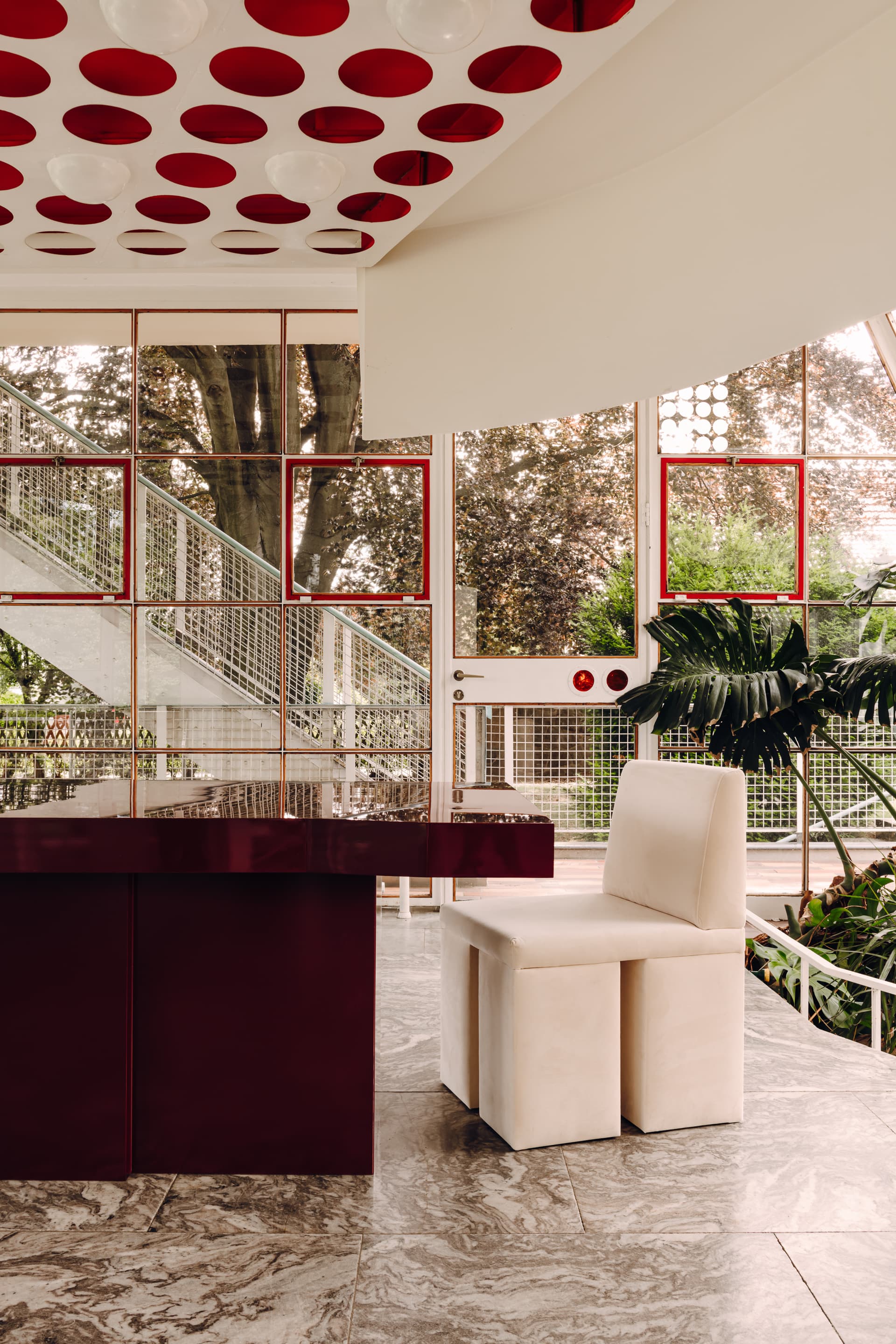 Stół dębowy lakierowany bordowy 140x90cm Object109, NG Design - 62057