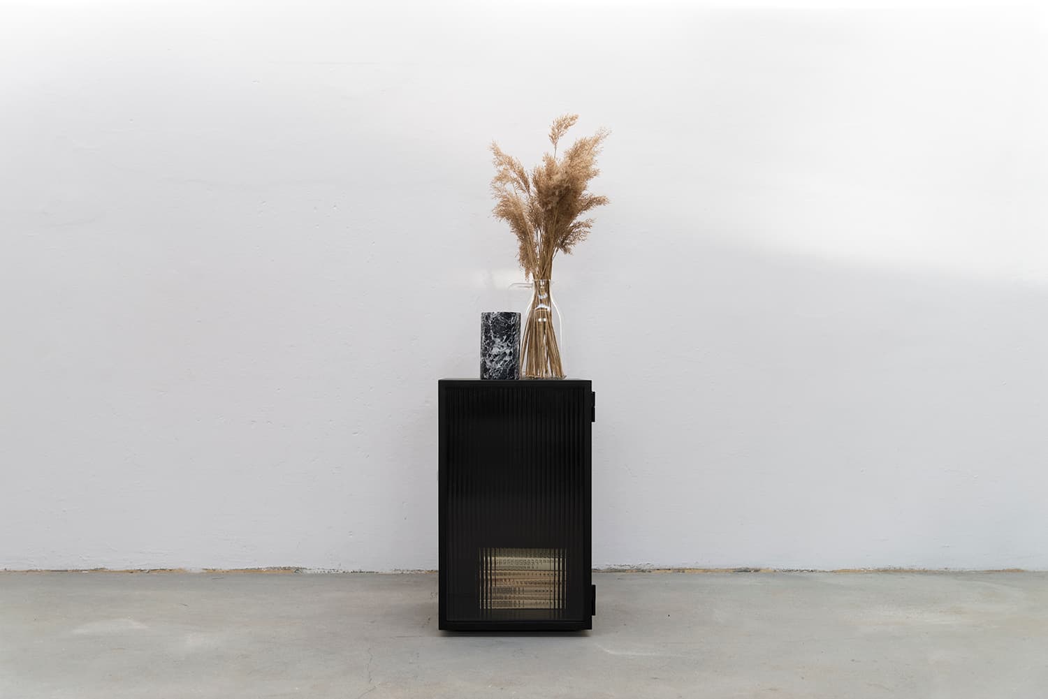 Szafka nocna stalowa ze szkłem ryflowanym Object026, NG Design - 62586