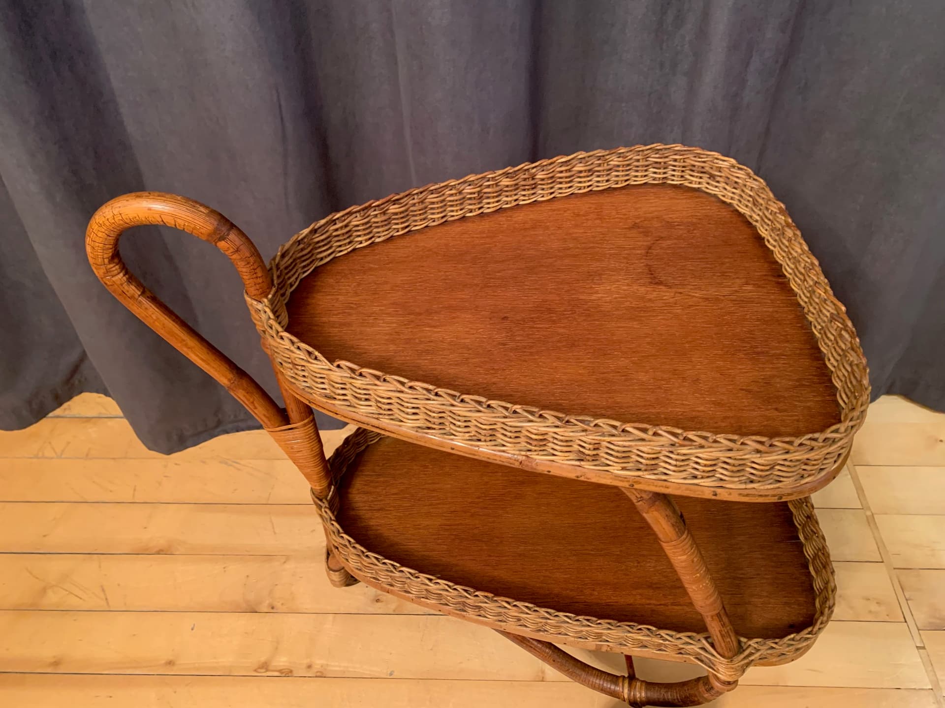Bar cart, light brown bamboo, Italy, 1950s. - 59290
