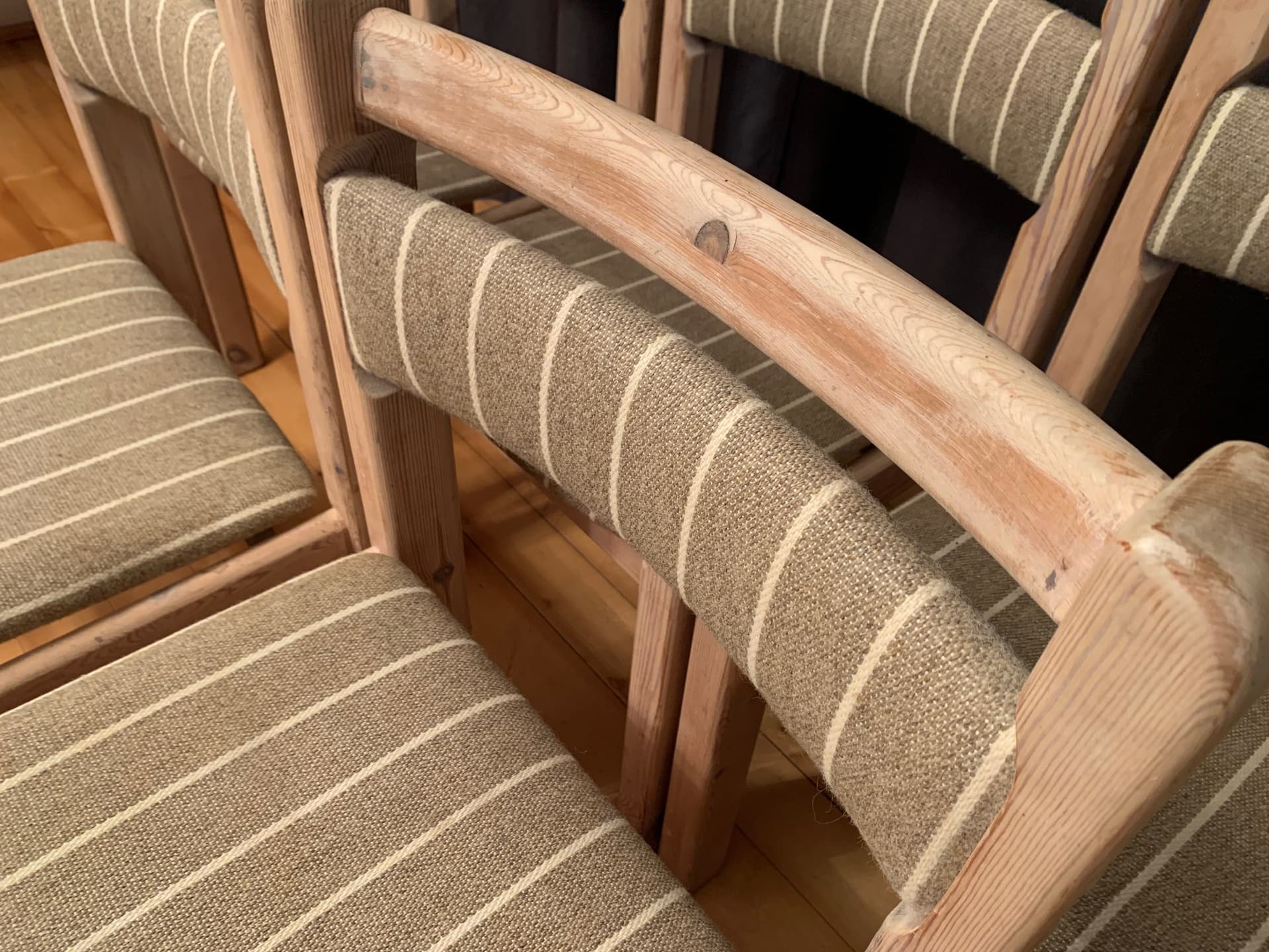 Zestaw pięciu krzeseł, oliwkowy, wełna, sosna, Thorsø Stolefabrik, Dania, lata 70. - 59689