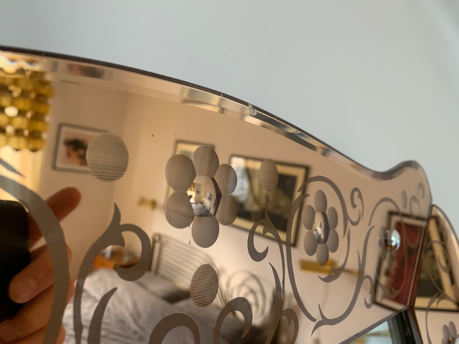 Wall mirror, Cristal Arte, golden glass, Pietro Chiesa style, Italy, 1950s. - 59724