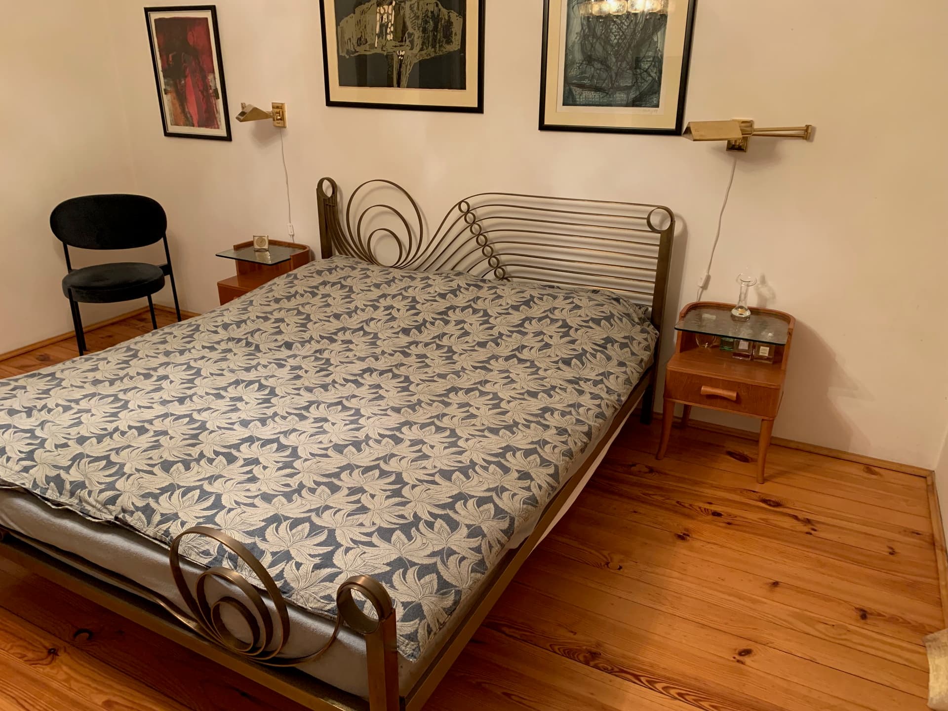 Pair of nightstands, brown elm wood, by A. Larsson, Bodafors, Sweden, 1940s. - 59752