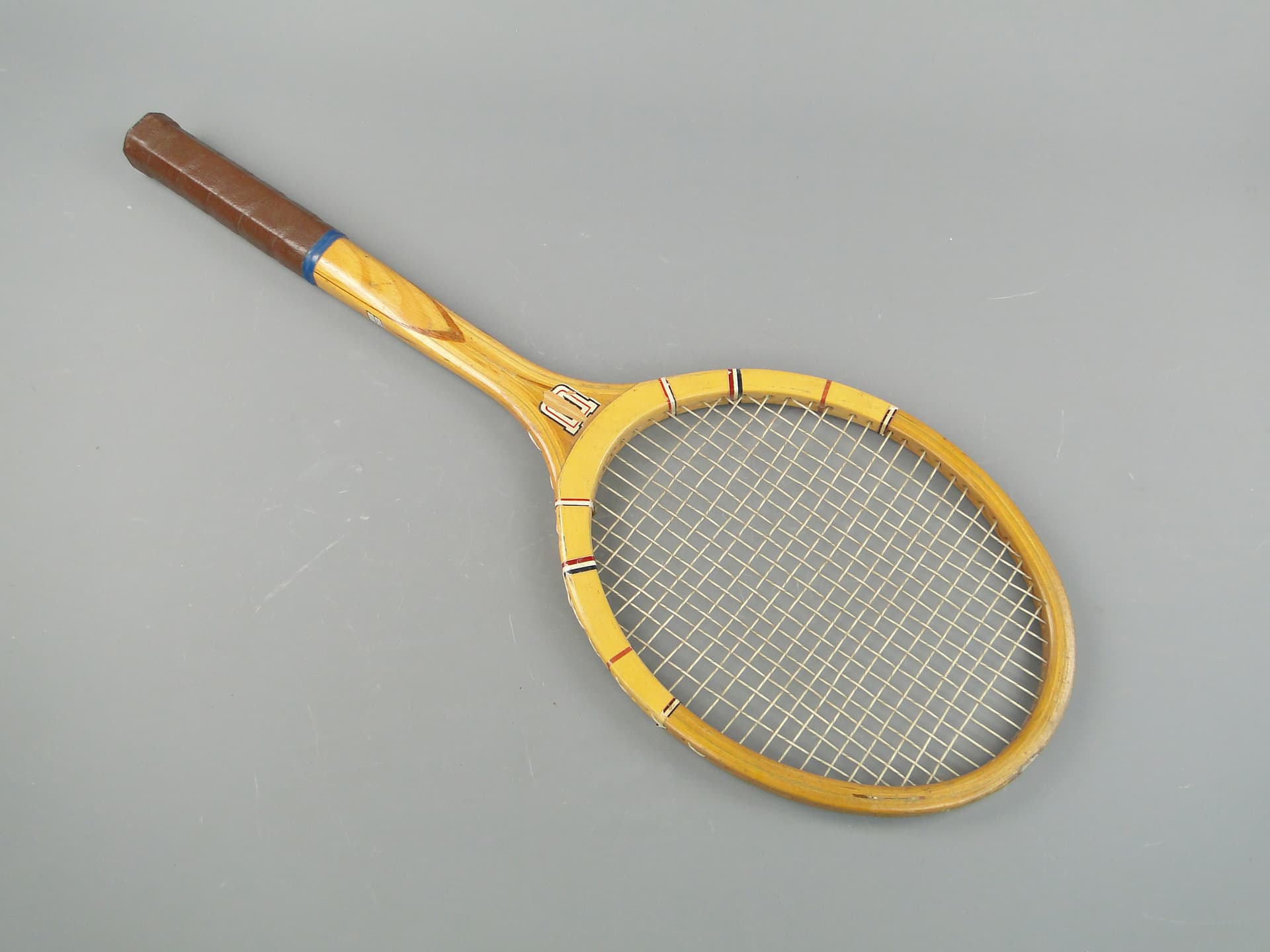 Rakieta tenisowa, brąz jasny, drewno, ZSRR, lata 60. - 59956