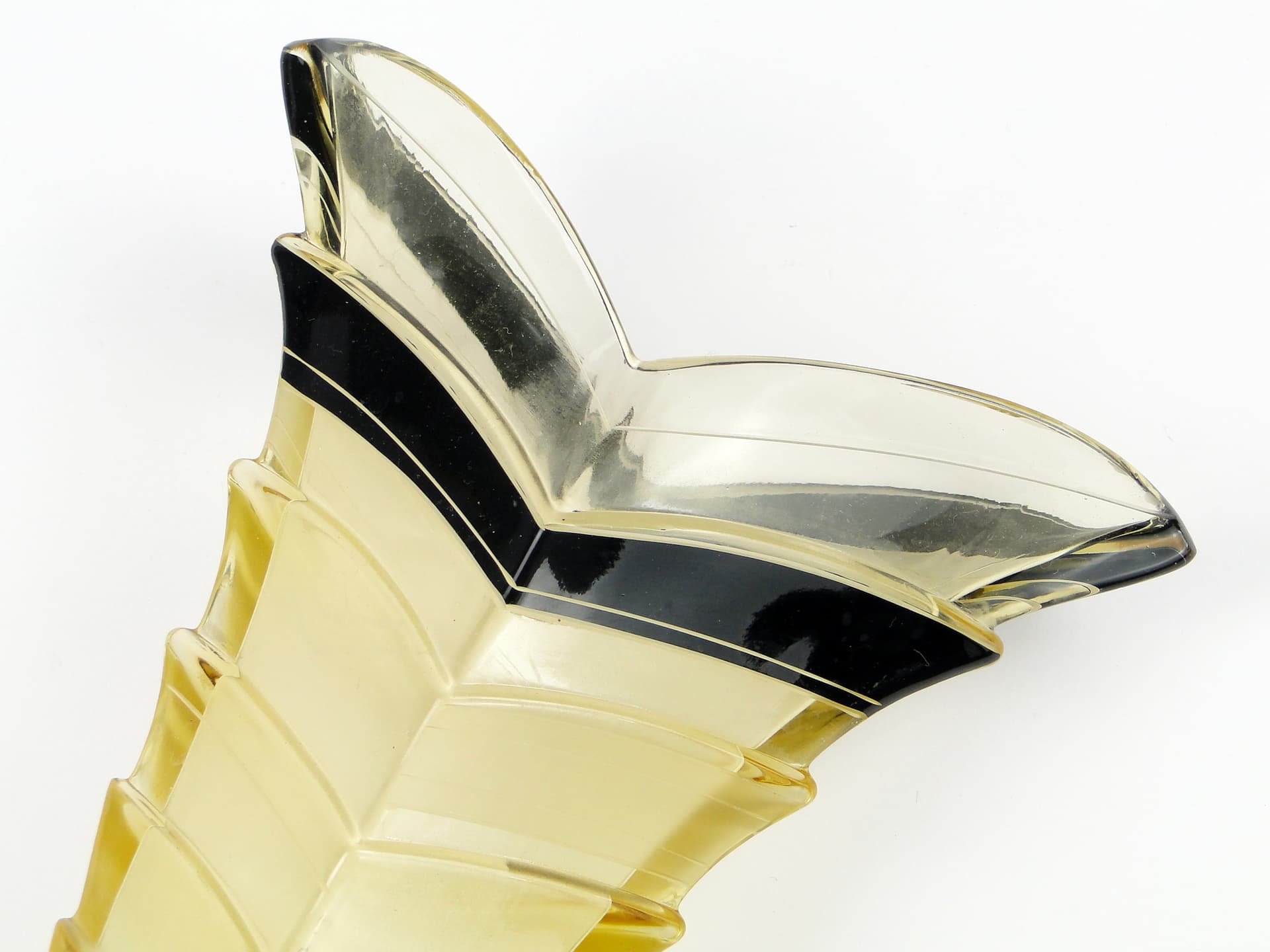 Wazon Art Deco, szkło żółty, Czechosłowacja, lata 30. - 60008