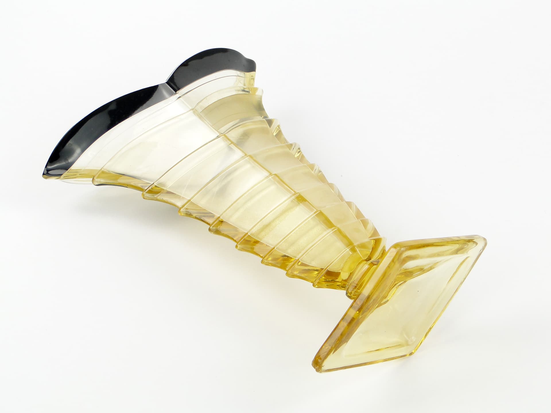 Wazon Art Deco, szkło żółty, Czechosłowacja, lata 30. - 60000