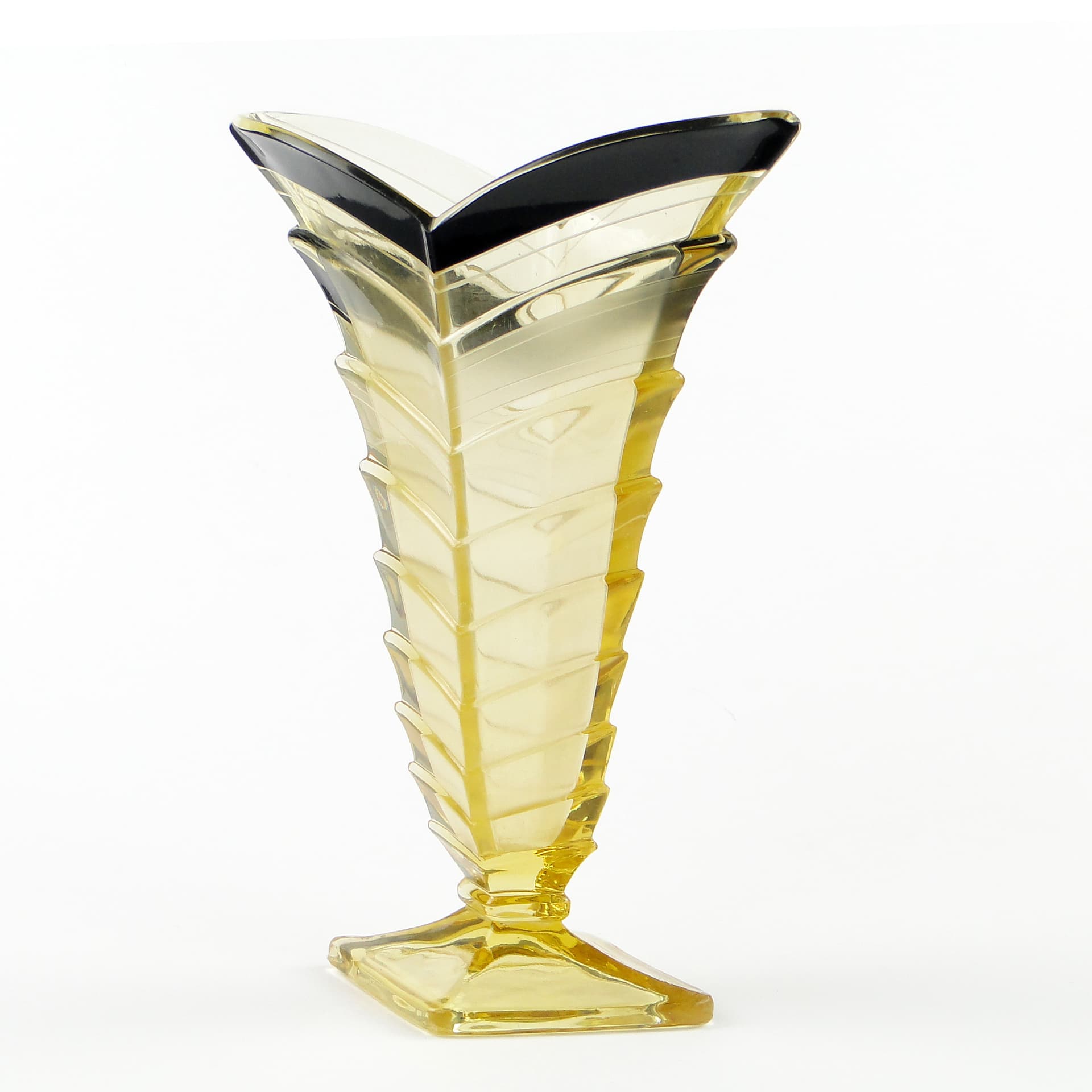 Wazon Art Deco, szkło żółty, Czechosłowacja, lata 30. - 60001