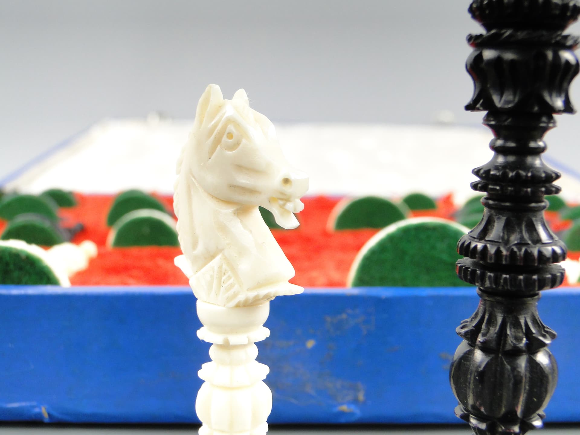 Baroque chess set, ivory white and black bone, Poland, 1950s. - 60046