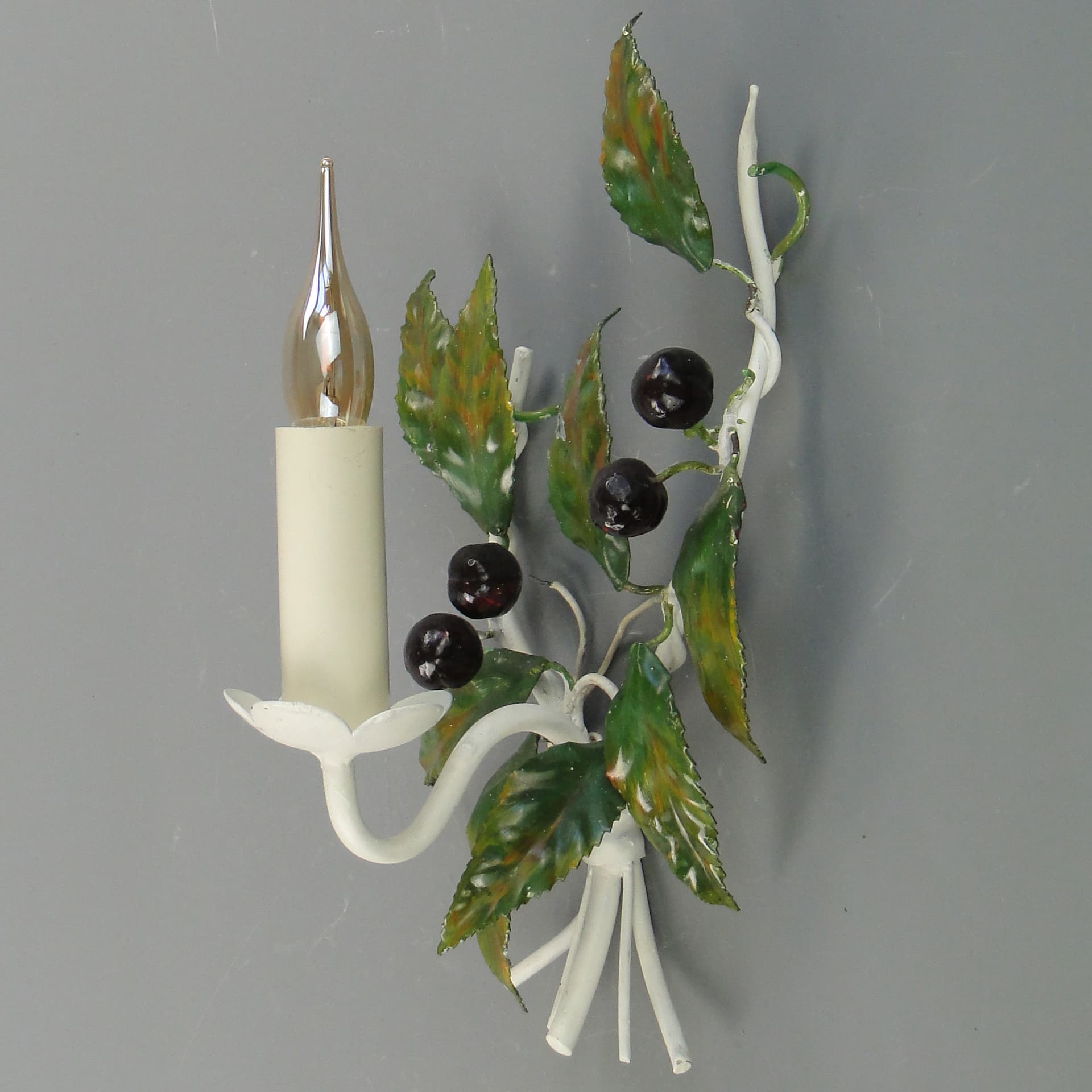 Kinkiet secesyjny, ivory white, metal, Włochy, lata 70. - 60176