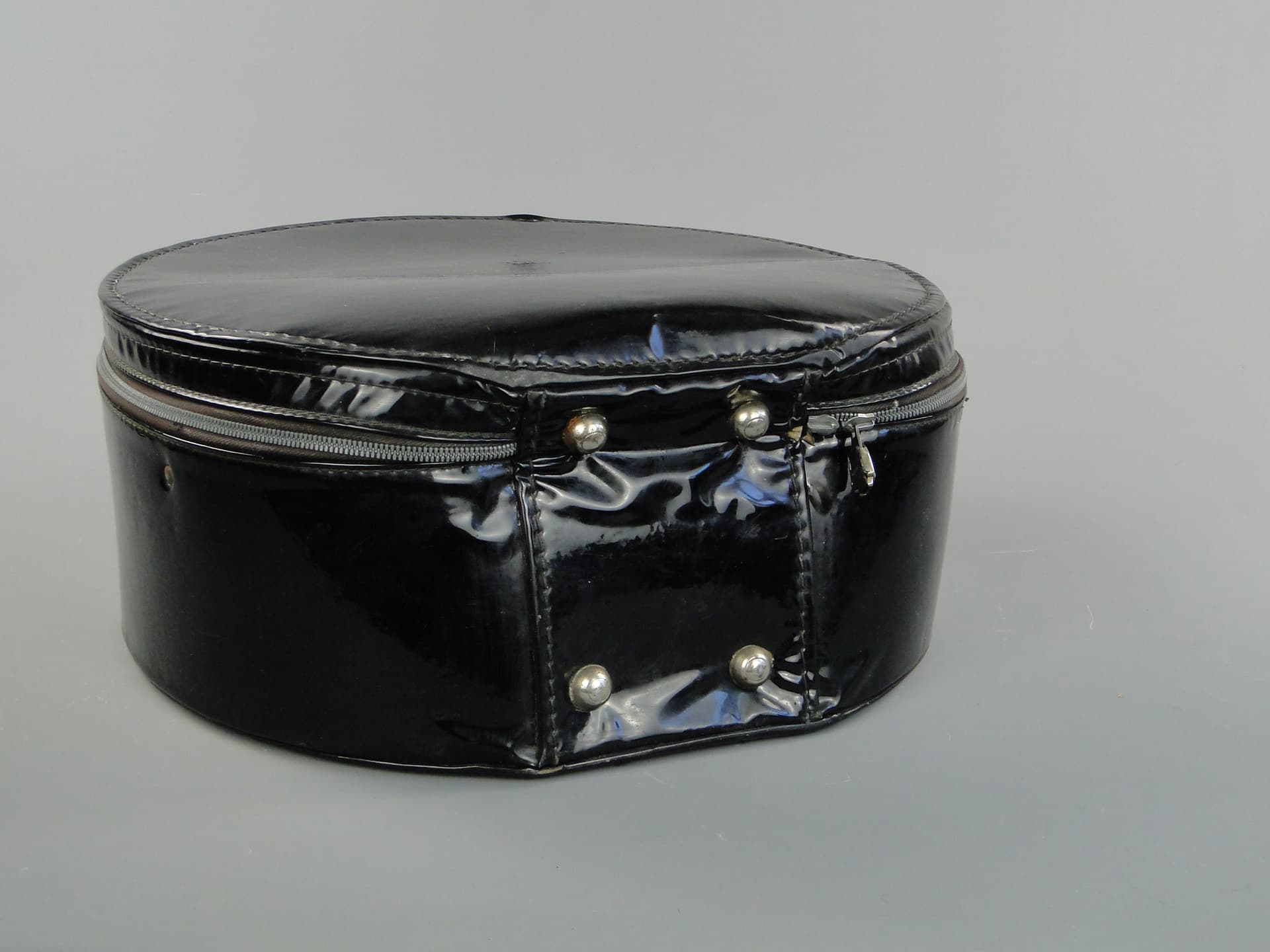 Hatbox, black, artificial leather, metal, France, 1950s - 60203