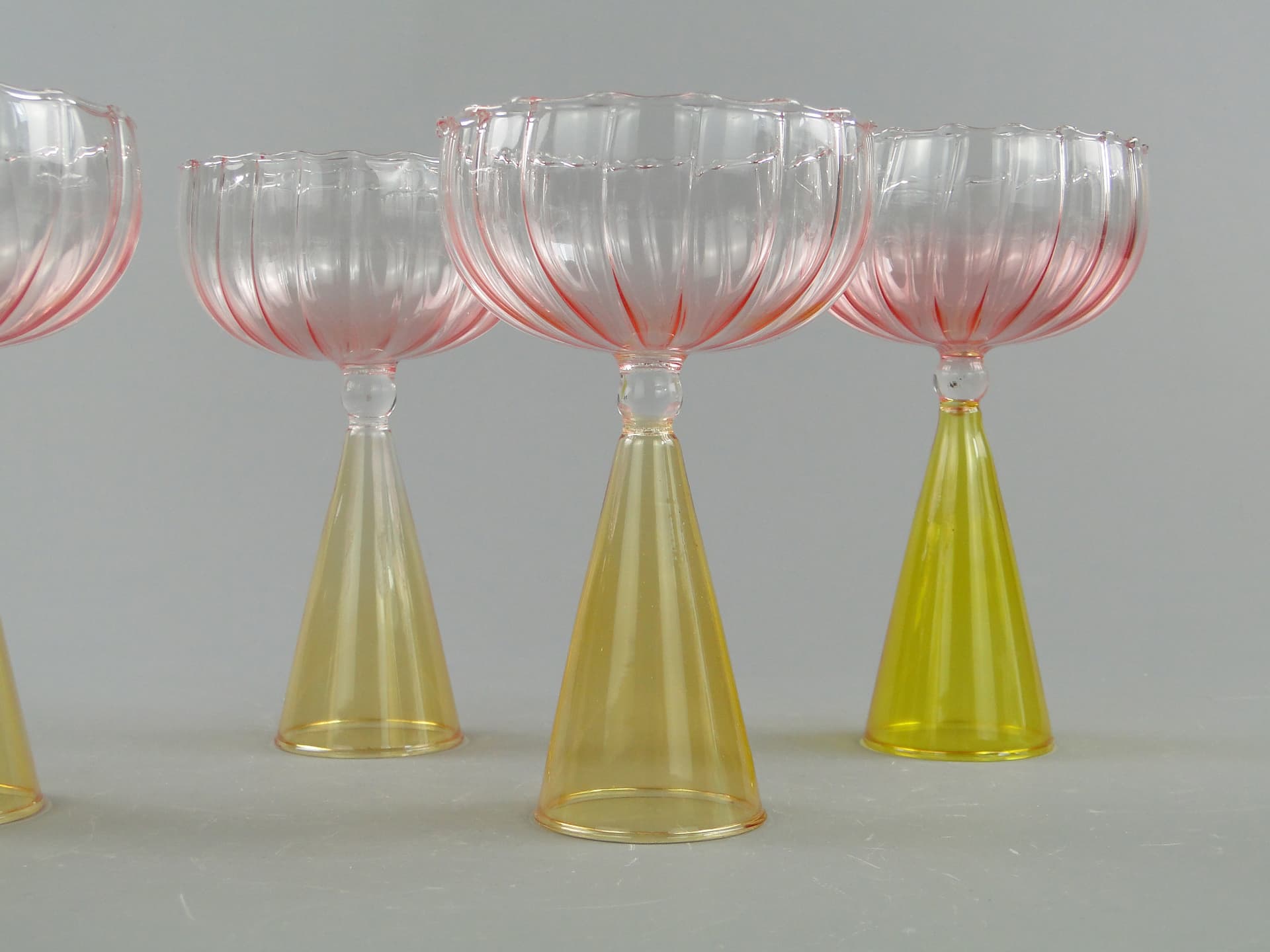 Zestaw kieliszków koktajlowych Memphis, szkło multicolor, Ritzenhoff und Breker, Niemcy, lata 80. - 60239