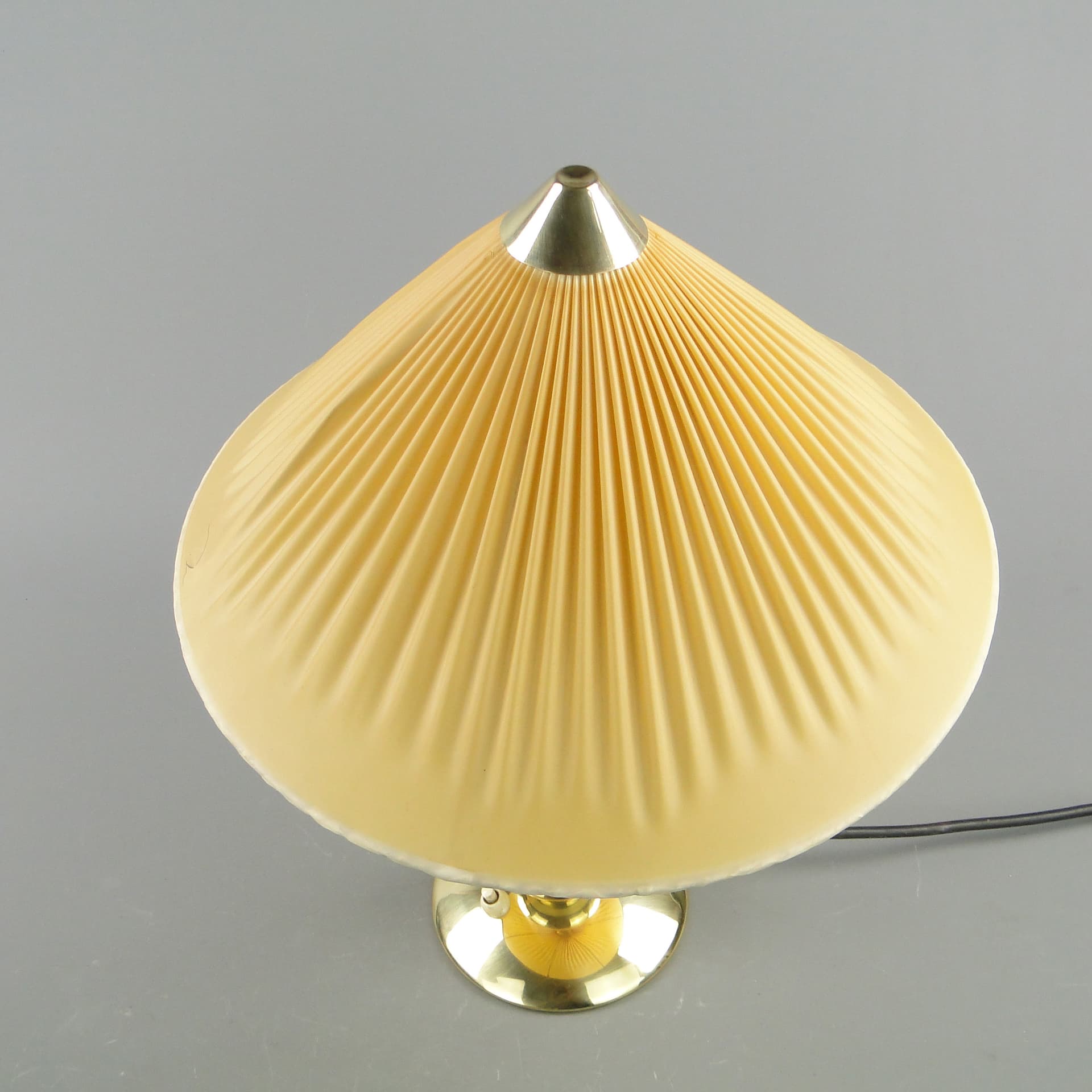 Table Lamp Art Deco, beige shade, brass, France, 1940s. - 60389