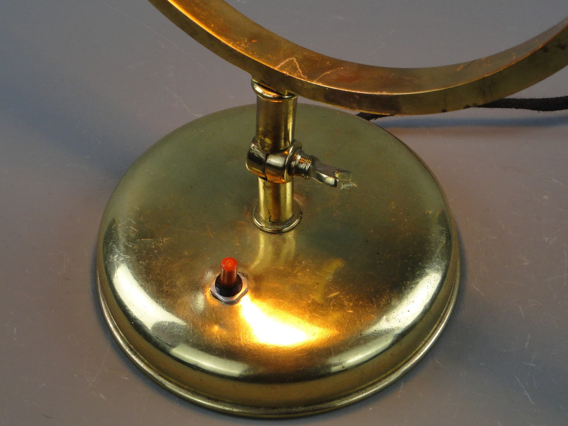 Lampa stołowa Art déco, mosiądz złoty, Polska, lata 30. - 60402