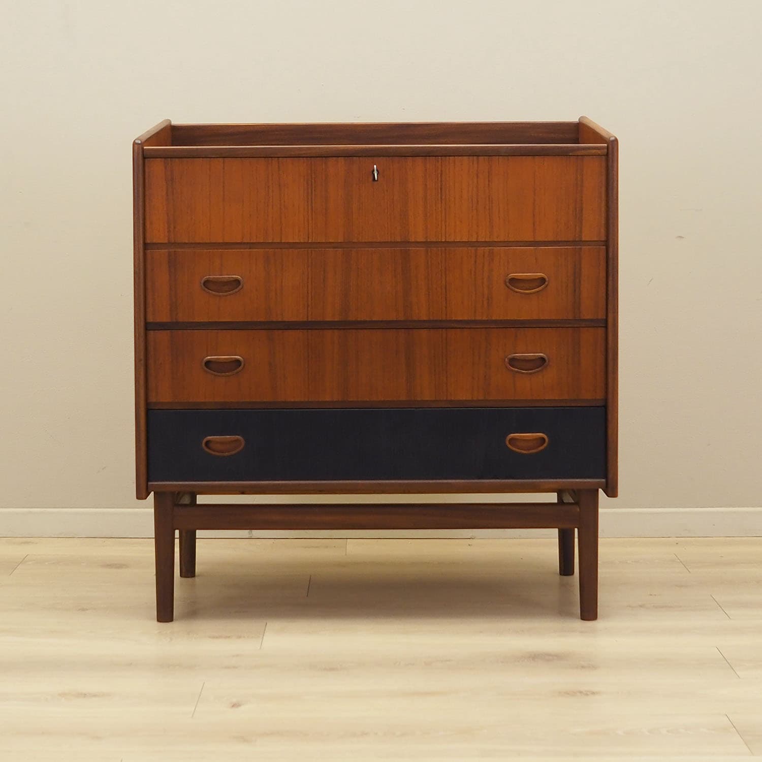 Toaletka, teak brązowy jasny, Dania, lata 70. - 60944