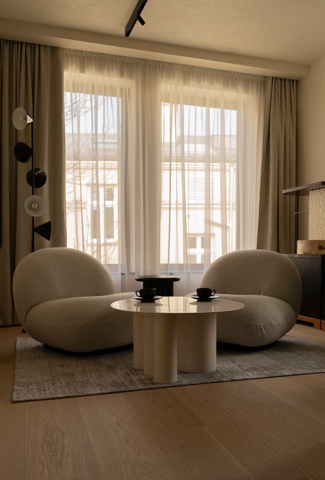 Coffee table Ø90x35 cm powder-coated steel ivory, Bauhaus inspired, NG Design - 62223