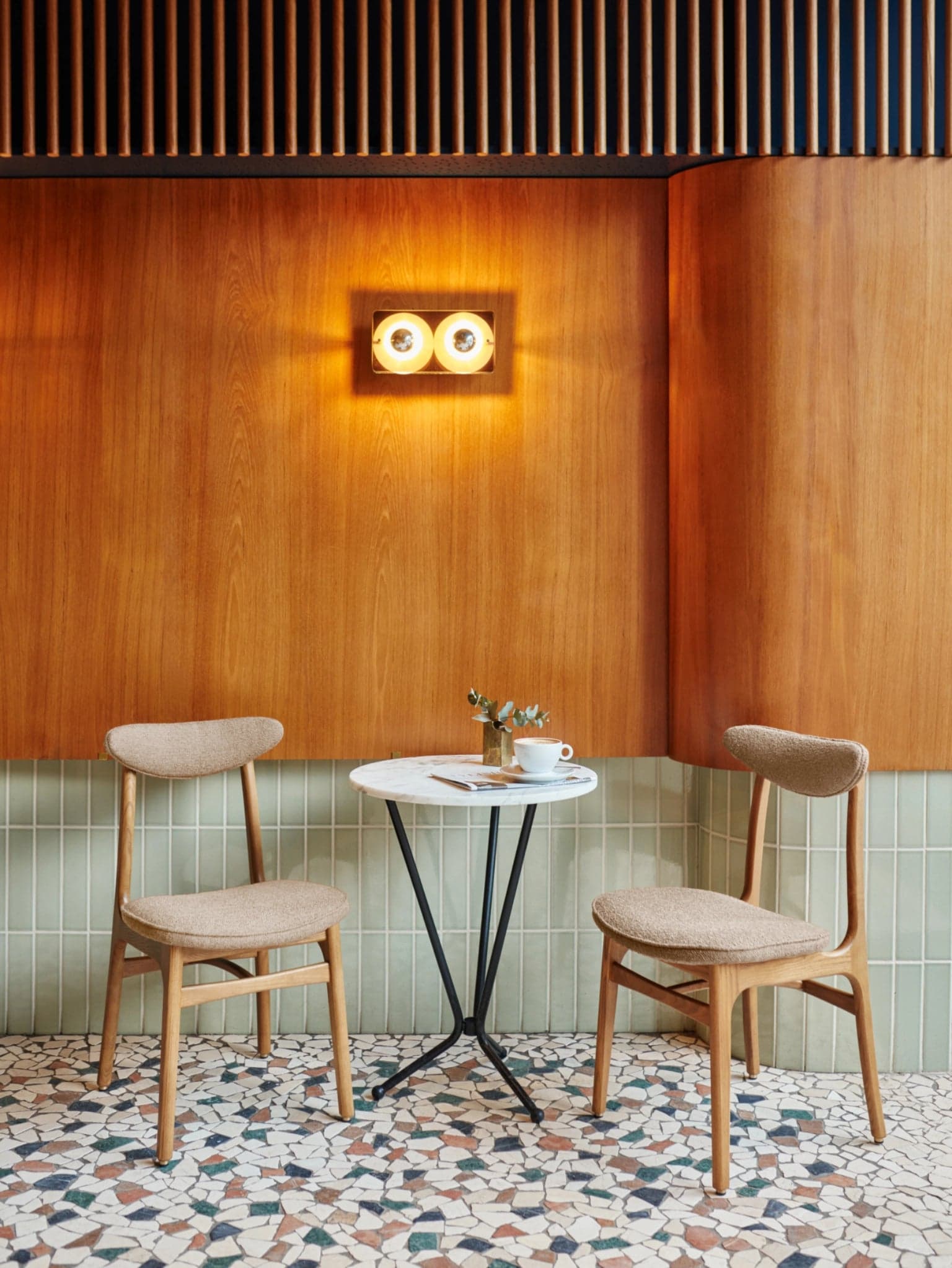 Krzesło 200-190 Boucle Denim, granatowy, jesion 03 Dark, proj. R. Hałas, 366 Concept - 63588