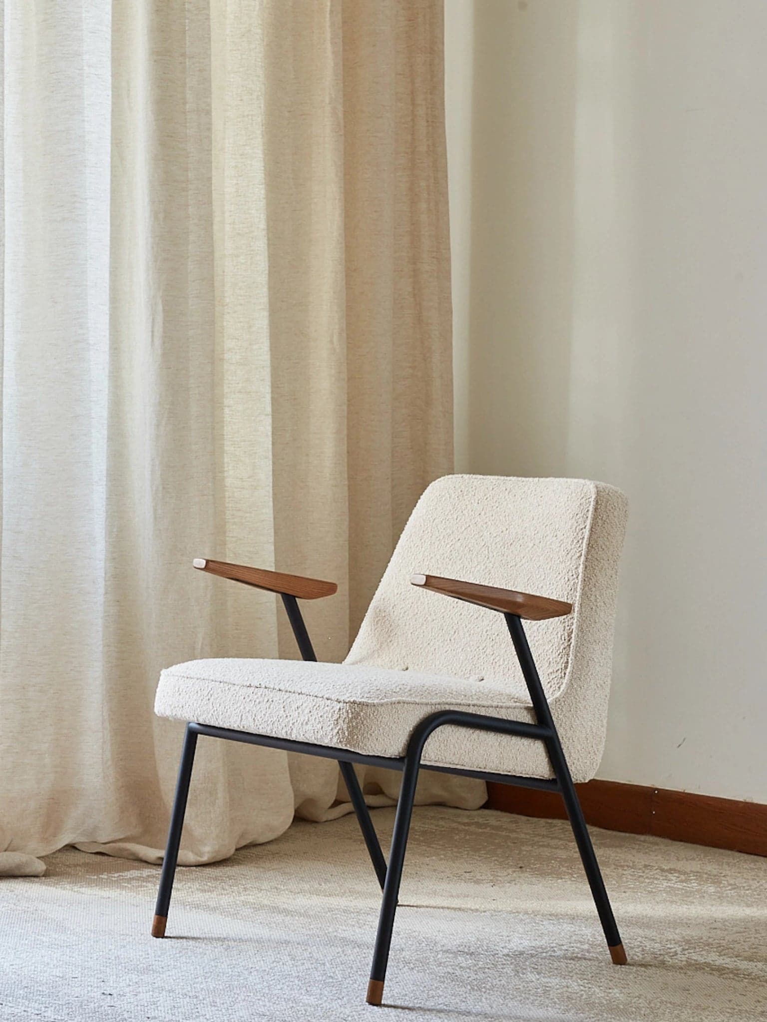 Fotel 366 Metal, Velvet Indigo, stal czarna, proj. J. Chierowski, 366 Concept - 63853