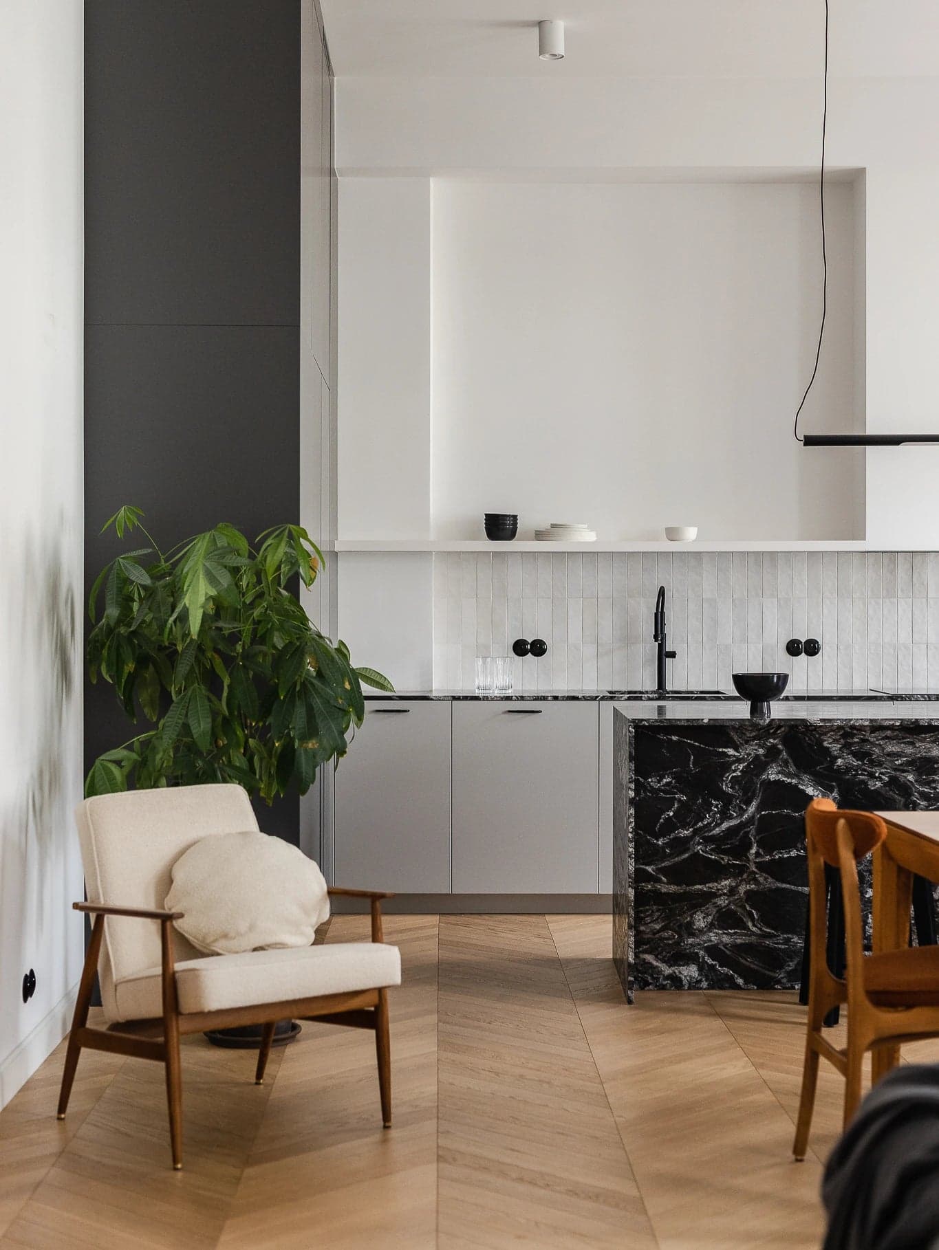 Fox Armchair 62x73x78 cm ash wood mustard boucle fabric, mid-century modern, 366 Concept - 64130