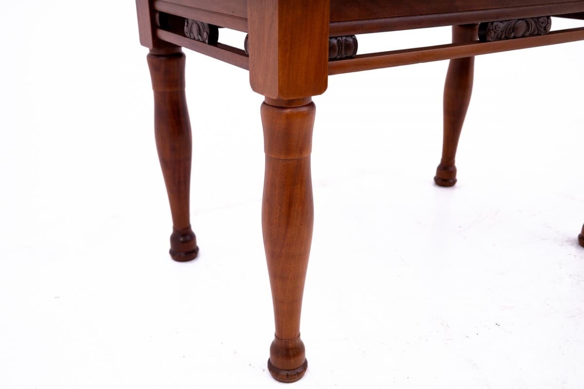 Mahoniowy stół secesyjny, Polska, lata 20. - 191512