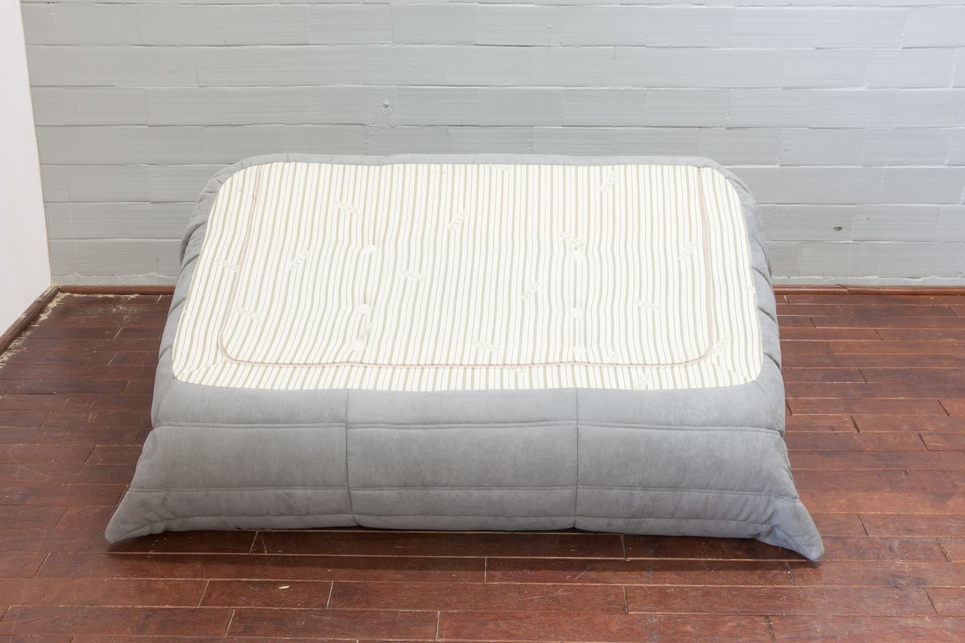 Sofa Togo dwuosobowa, mikrofibra jasny szary - 390827