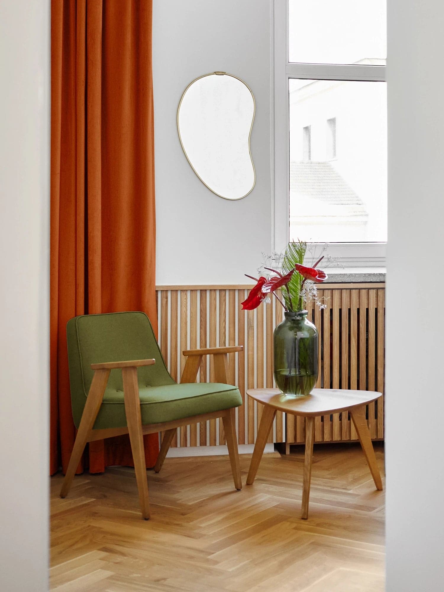 Triangular coffee table oak 55x55x38 cm brown, 366 Concept - 65089