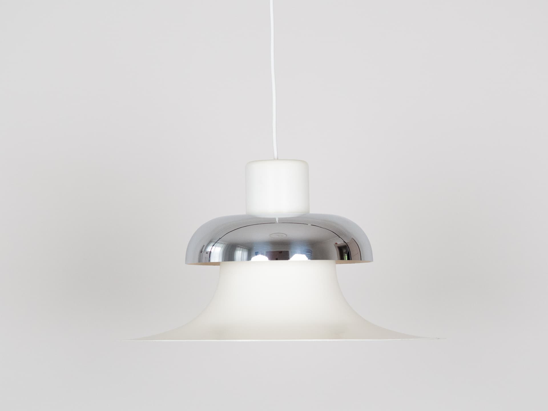 Ivory White Aluminum PH 4/3 Pendant Lamp, by P. Henningsen for Louis Poulsen, Denmark, 1960s - 65125