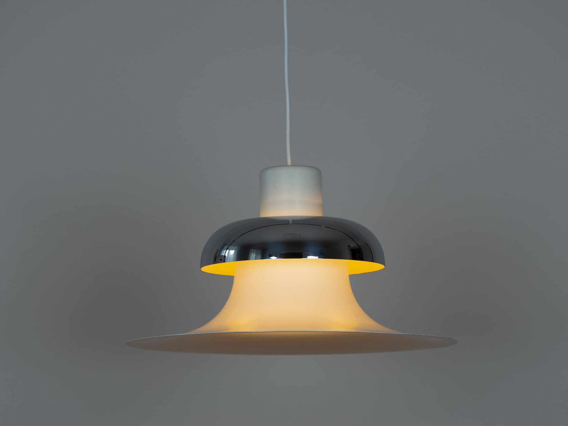 Ivory White Aluminum PH 4/3 Pendant Lamp, by P. Henningsen for Louis Poulsen, Denmark, 1960s - 65129