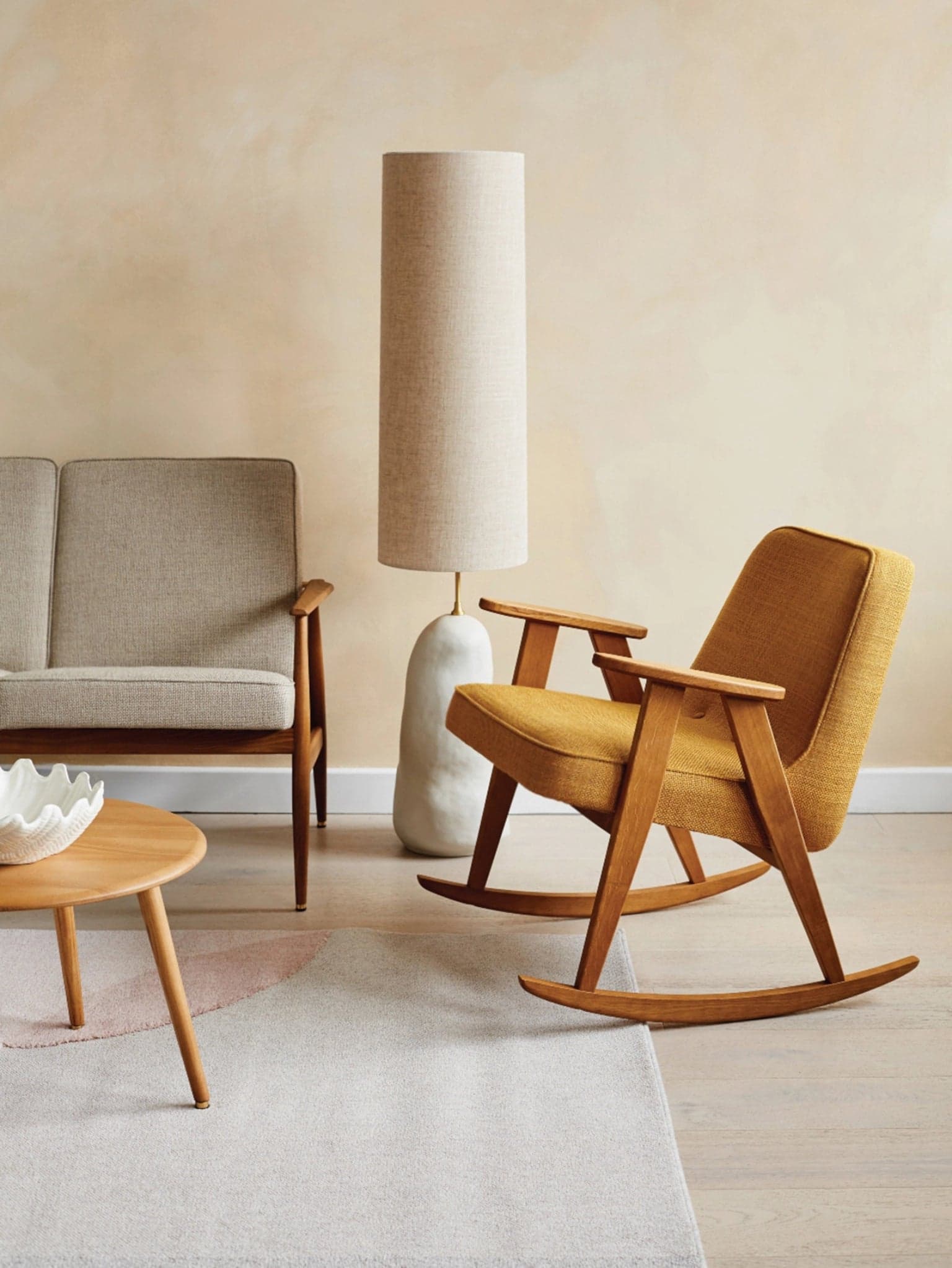 366 Rocking chair 64x70x75 cm oak boucle beige, by Józef Chierowski - 65178