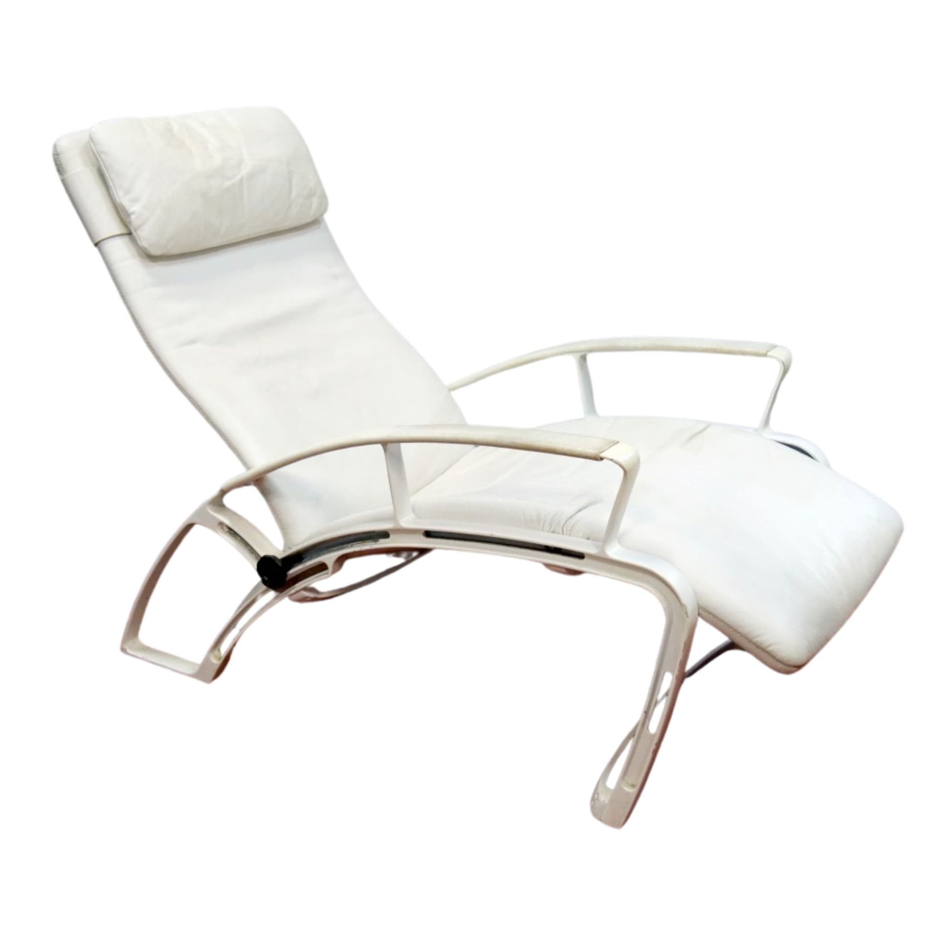 Lounge chair IP 845 S, white natural leather, by F. A. Porsche, 1980s.