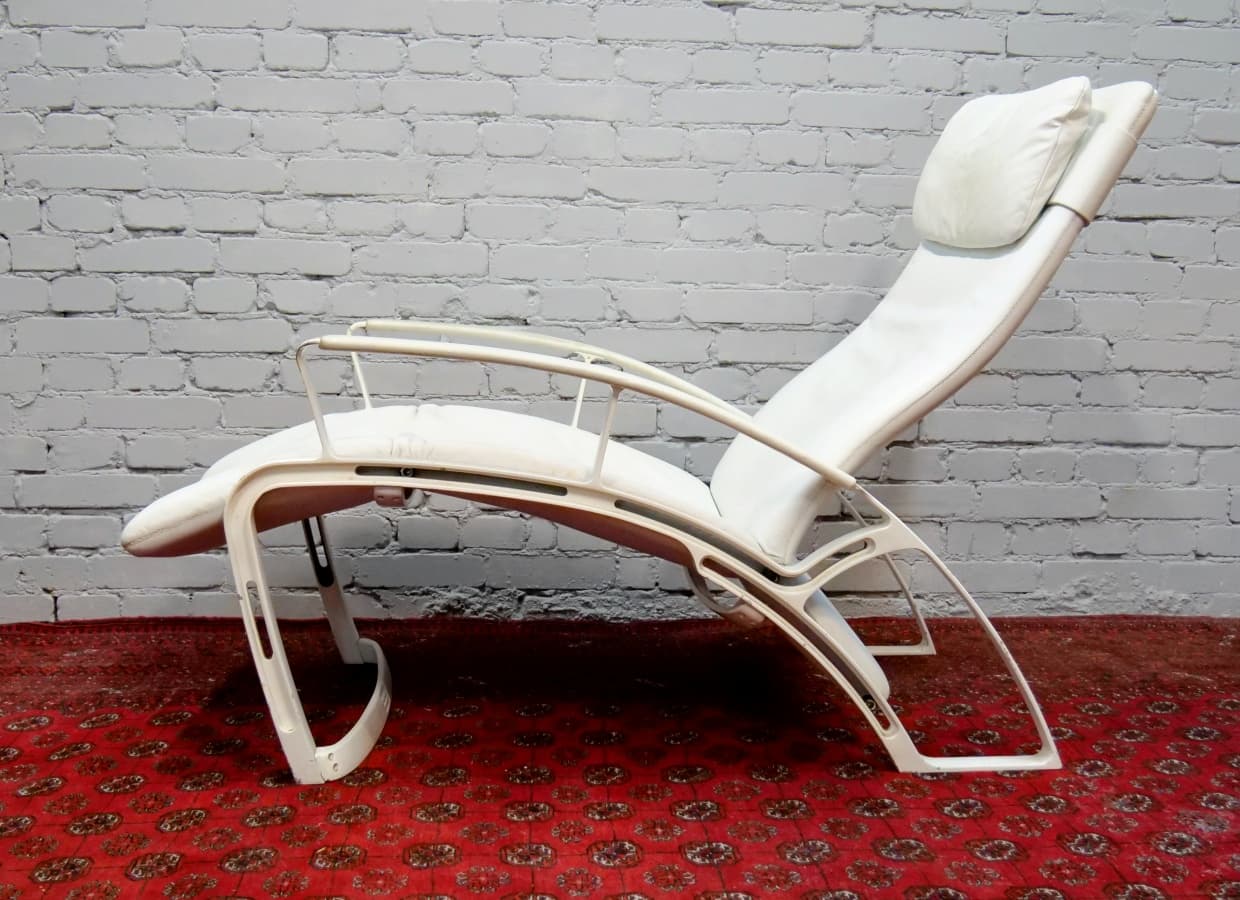 Lounge chair IP 845 S, white natural leather, by F. A. Porsche, 1980s. - 65862