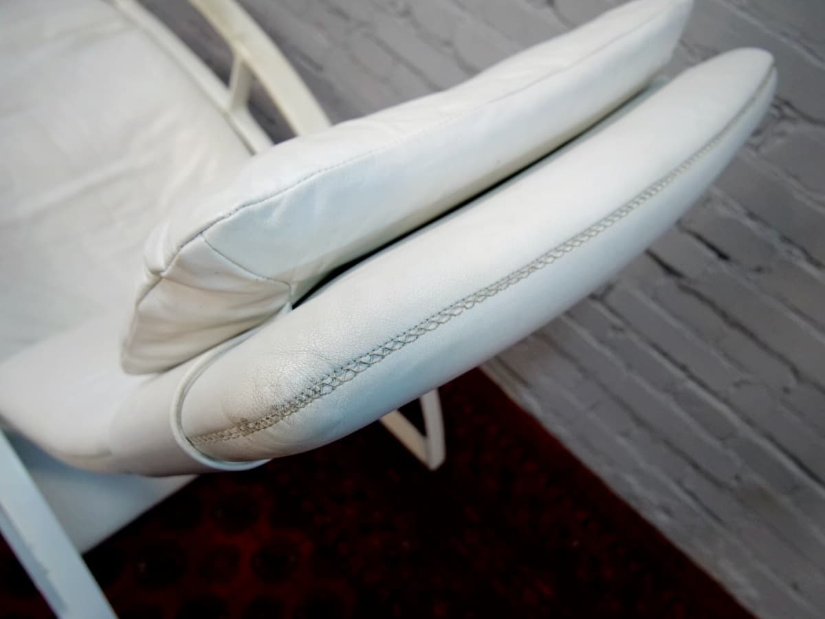 Lounge chair IP 845 S, white natural leather, by F. A. Porsche, 1980s. - 65863