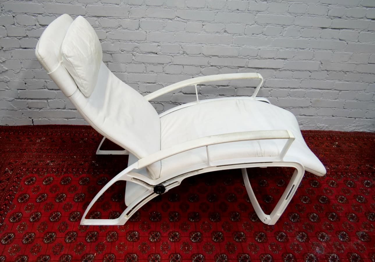 Lounge chair IP 845 S, white natural leather, by F. A. Porsche, 1980s. - 65870