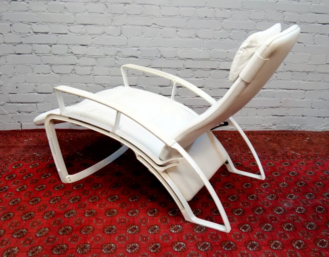 Lounge chair IP 845 S, white natural leather, by F. A. Porsche, 1980s. - 65866