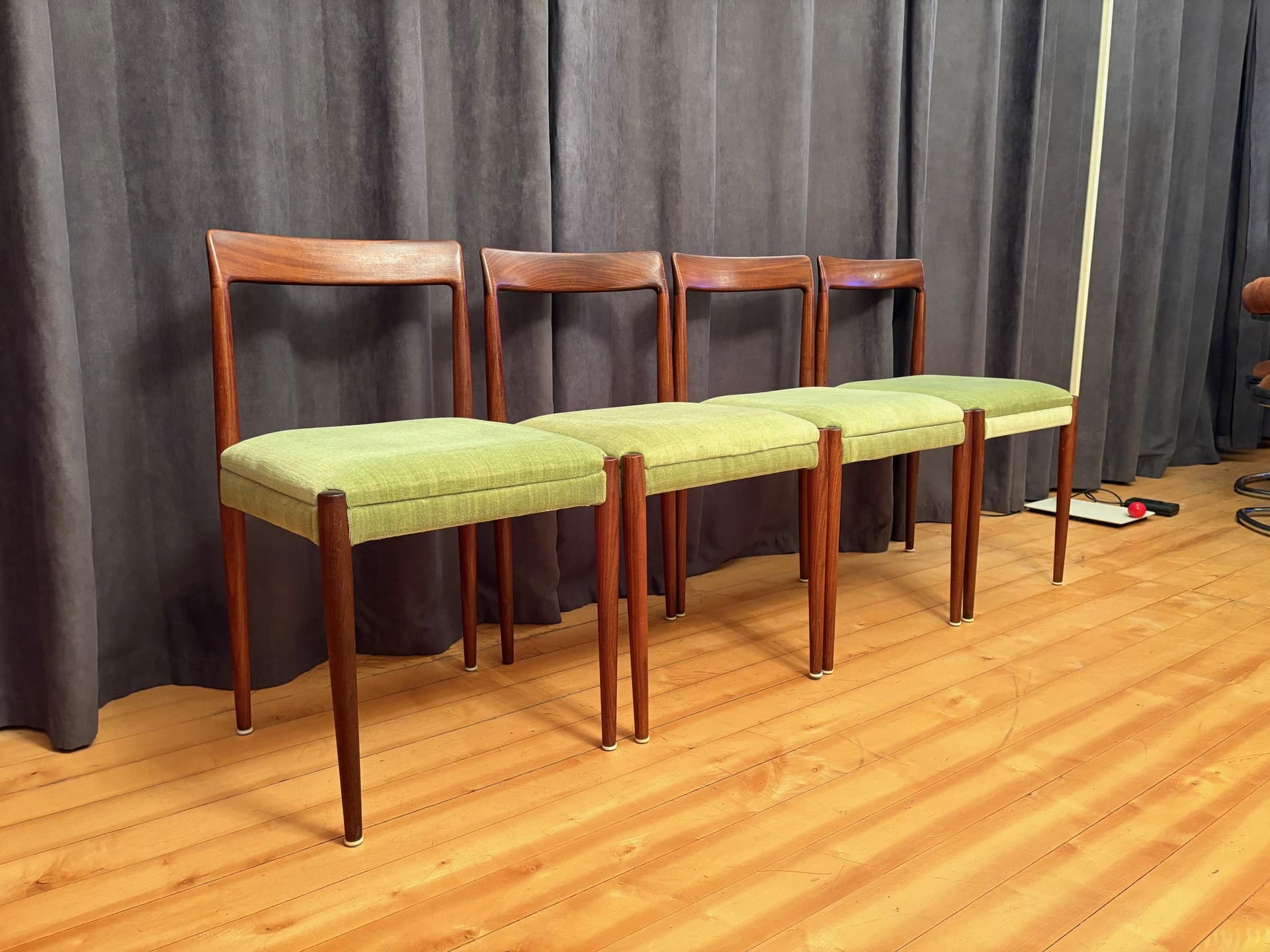 Zestaw czterech krzeseł Lübke, drewno tekowe, zielony, Niemcy, lata 60. - 79568