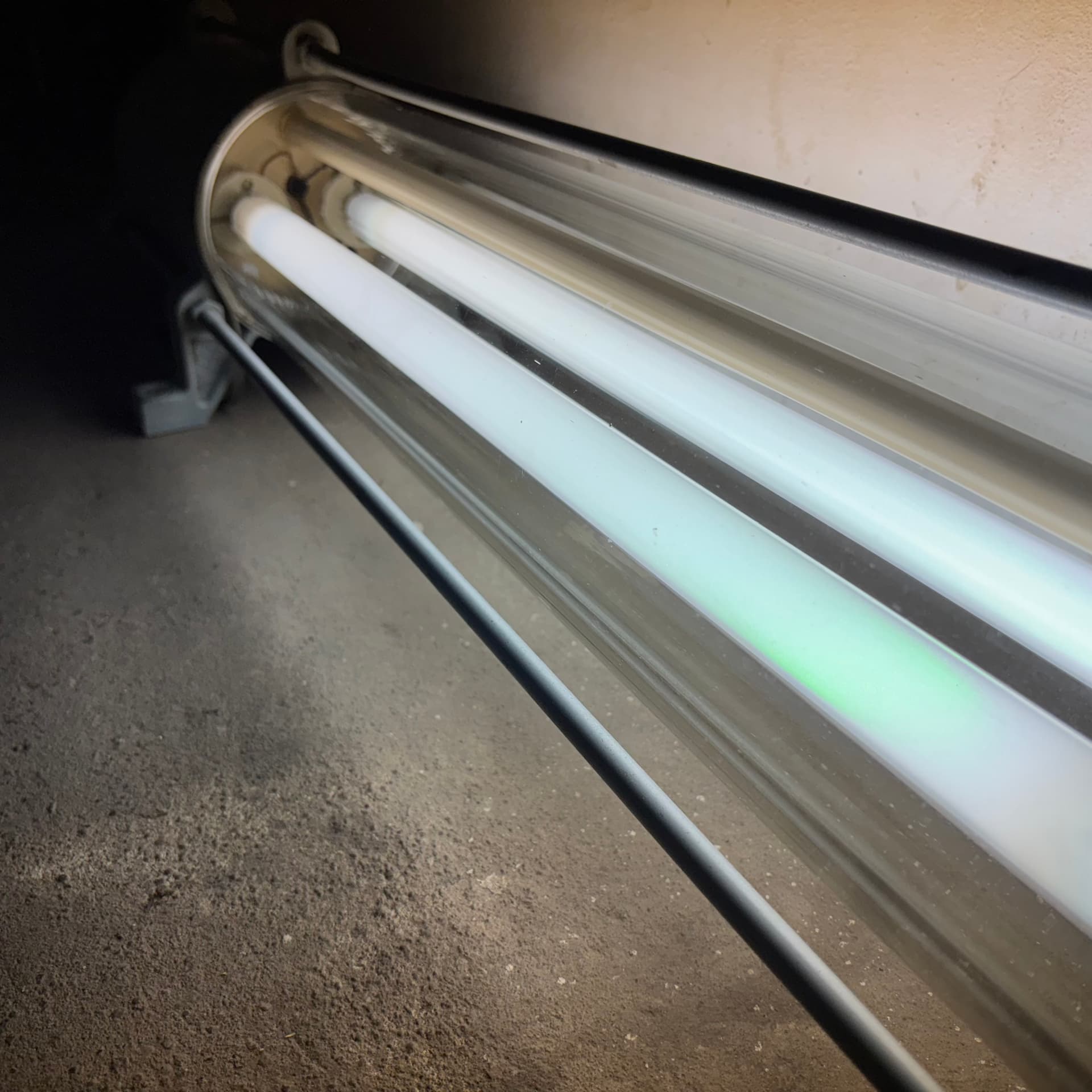 Lampa ścienna Bunkerlampe, szary, metal, Niemcy, lata 80. - 66654