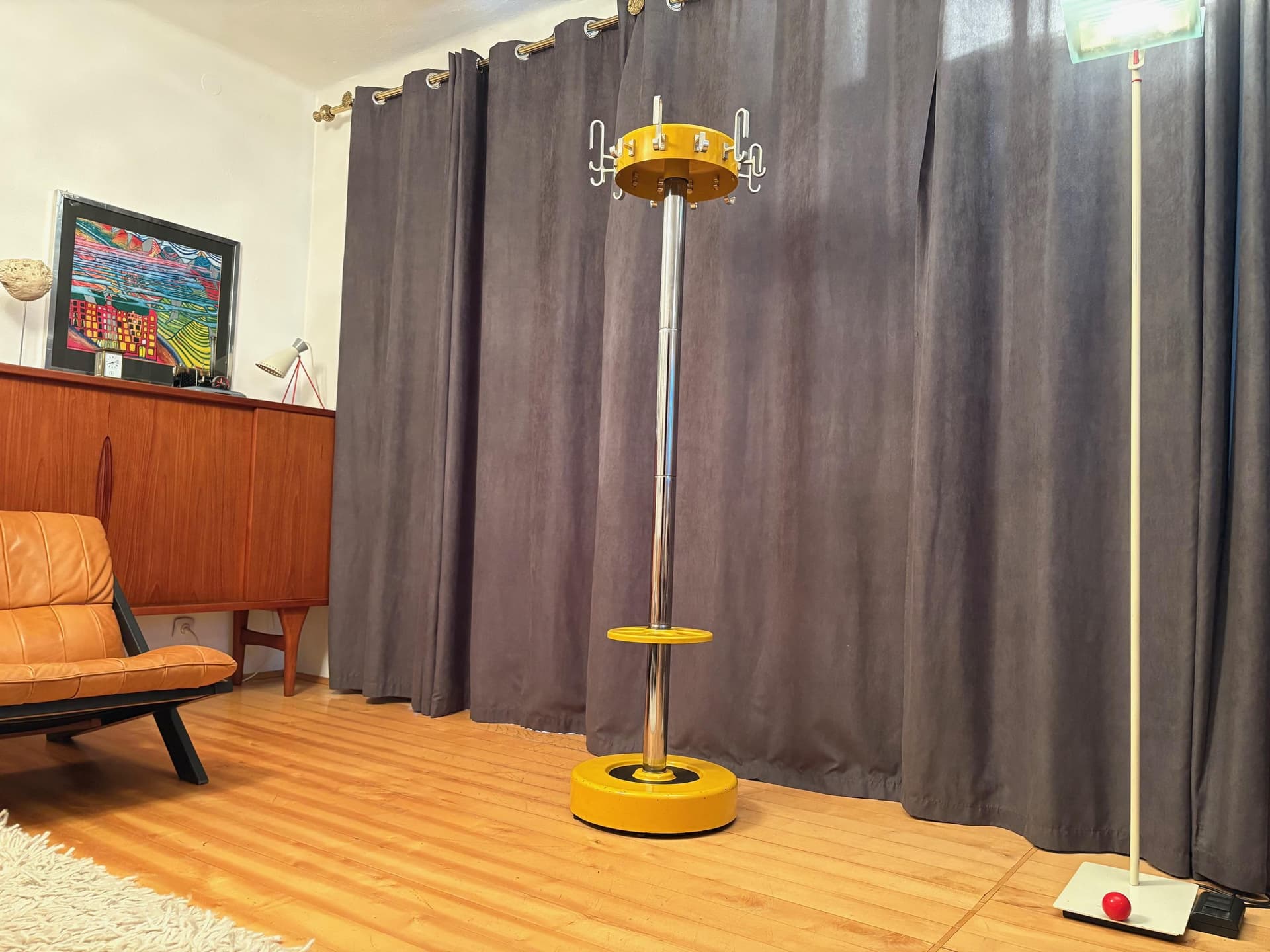 Wolnostojący wieszak, żółty, stal chromowana, Rosconi, Niemcy, lata 70. - 79494